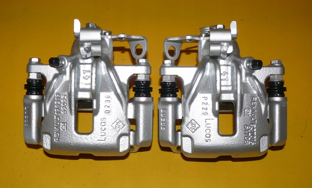 32327750/1 - СУППОРТЫ ЛЕВЫЙ И ПРАВЫЙ ЗАДНИЙ OPEL VIVARO A 280/12 01-14