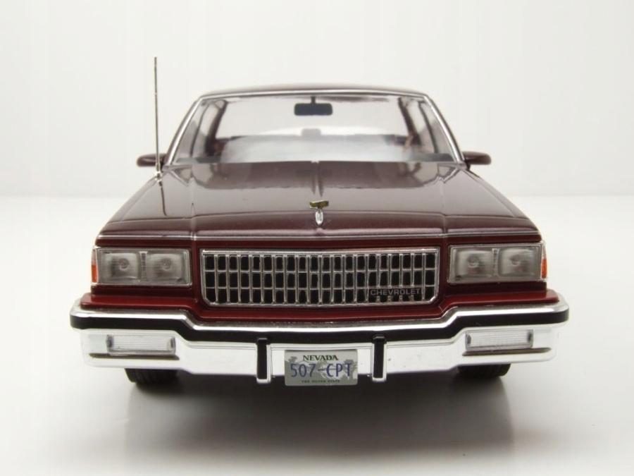 CHEVROLET Caprice Red 1987 1/18 MCG MCG18361 Marka MCG