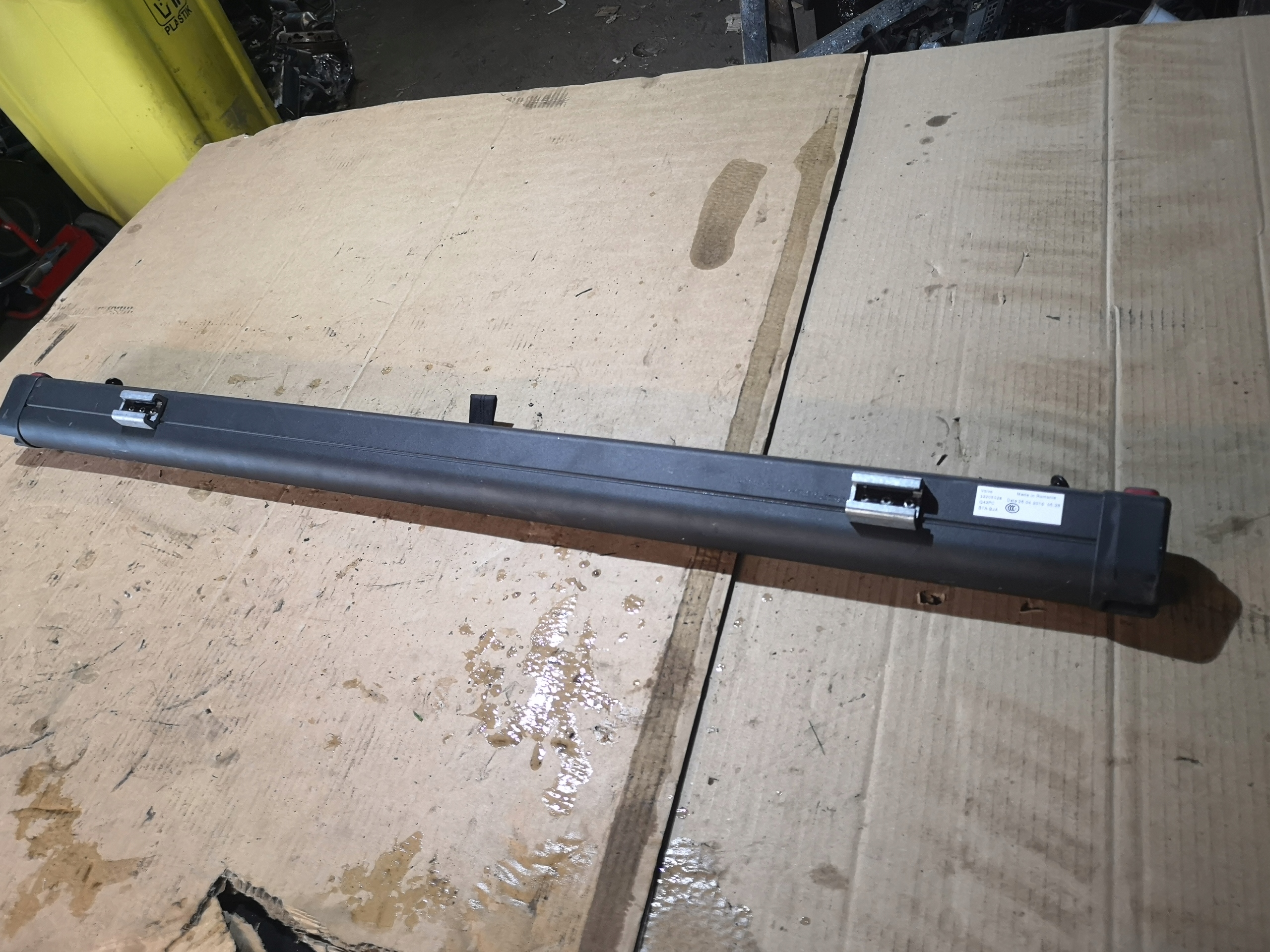 VOLVO V90 II сетка шторки багажника оригинал EU