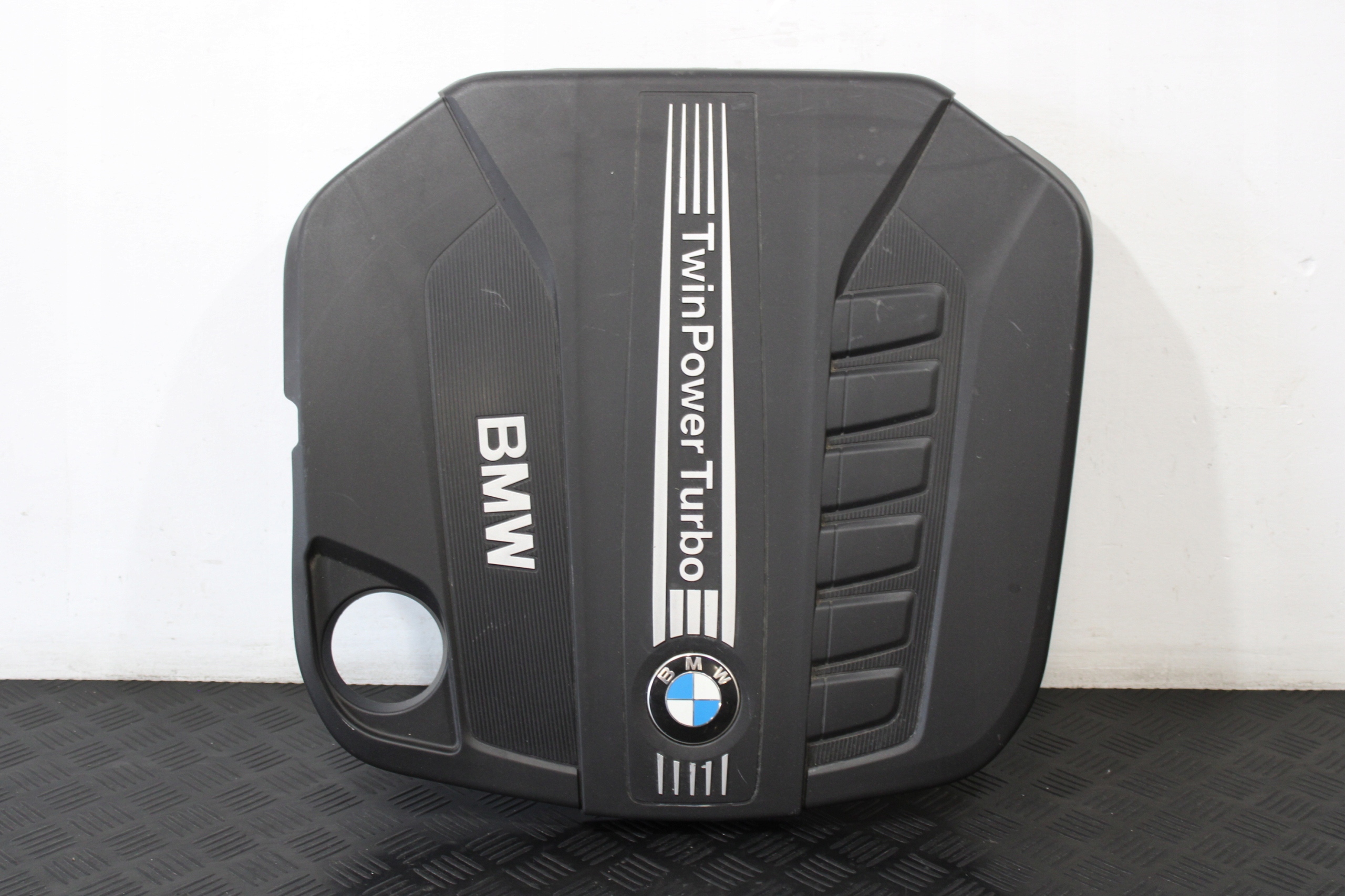 cover for engine 8513453 BMW 6 GRAN COUPE F06 m-packet