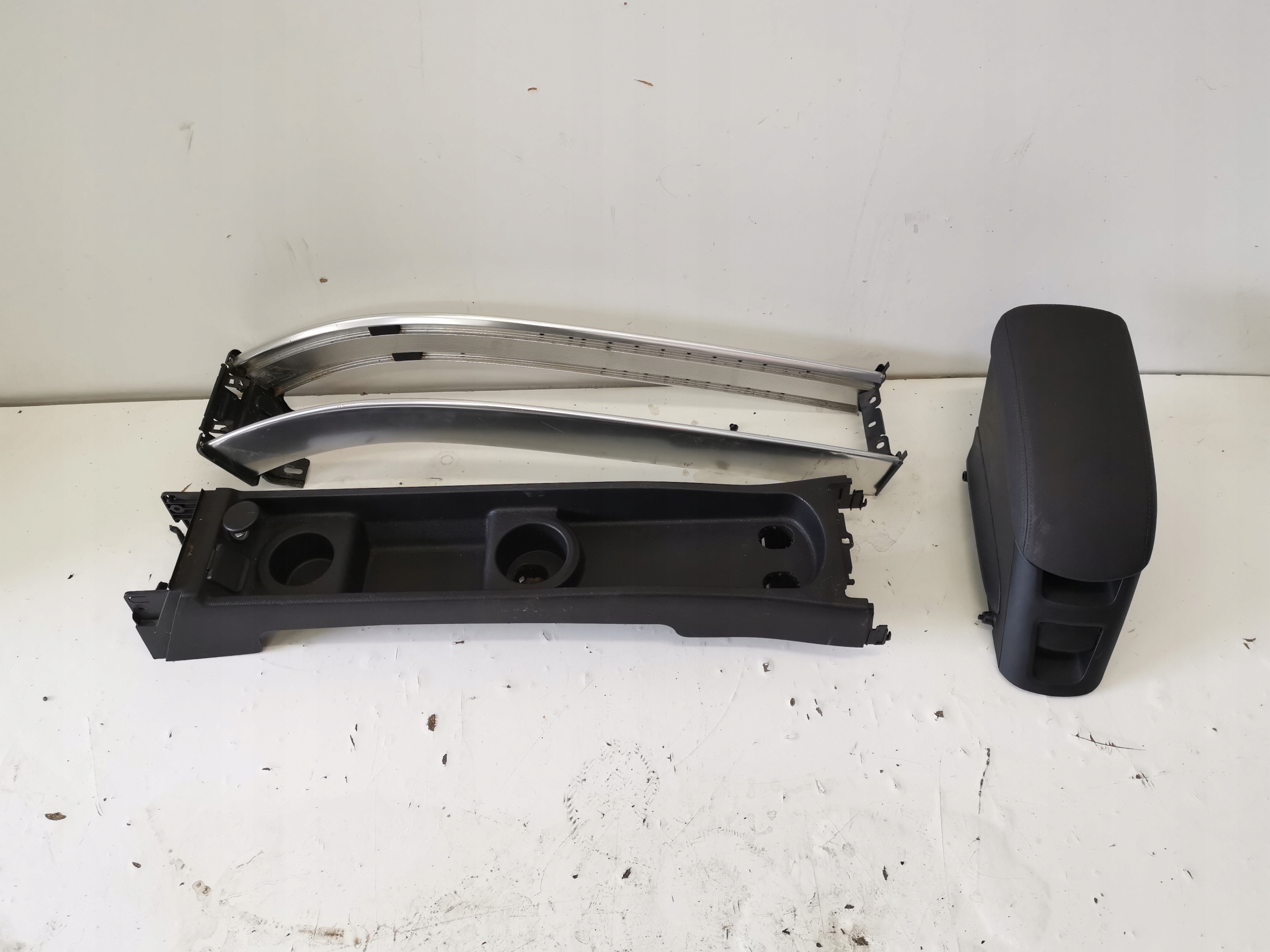 OPEL MERIVA B TUNEL armrest leather