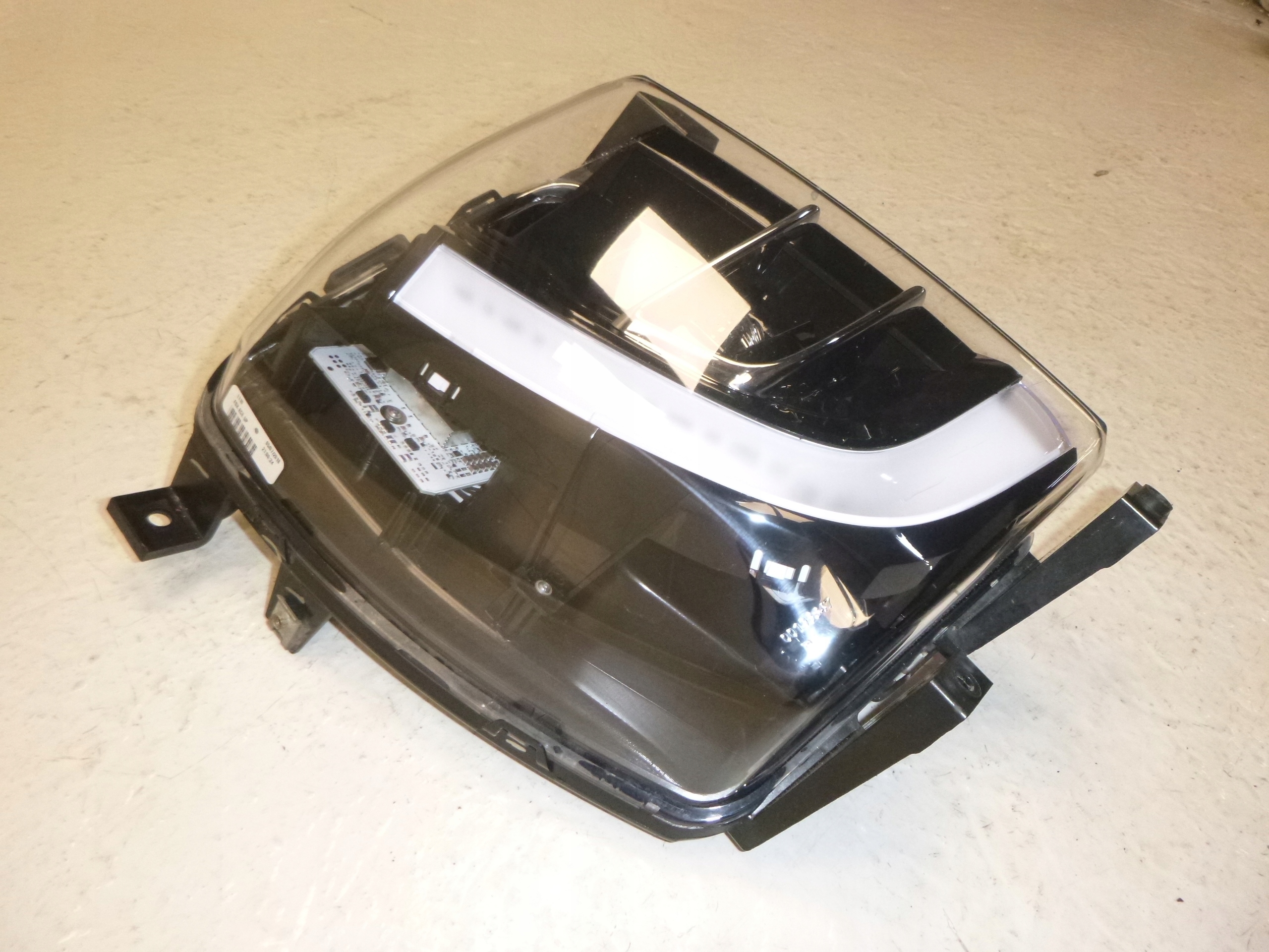 TESLA X light right front LED right front NR 4