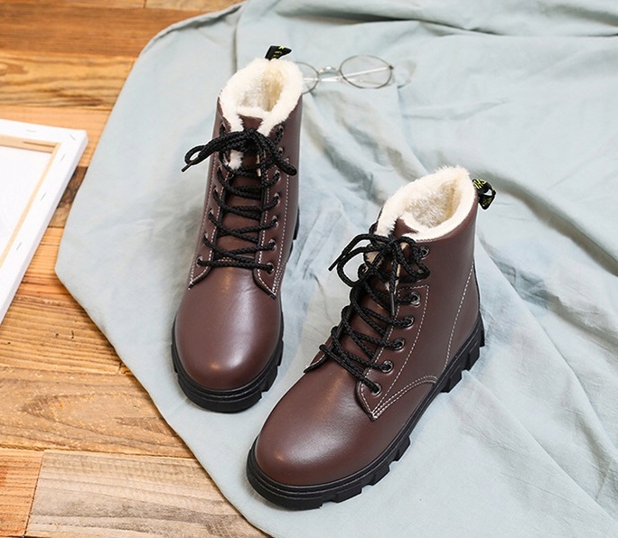 BUTY ZIMOWE DAMSKIE OCIEPLANE ŚNIEGOWCE R.39 Kod producenta 2-B 39