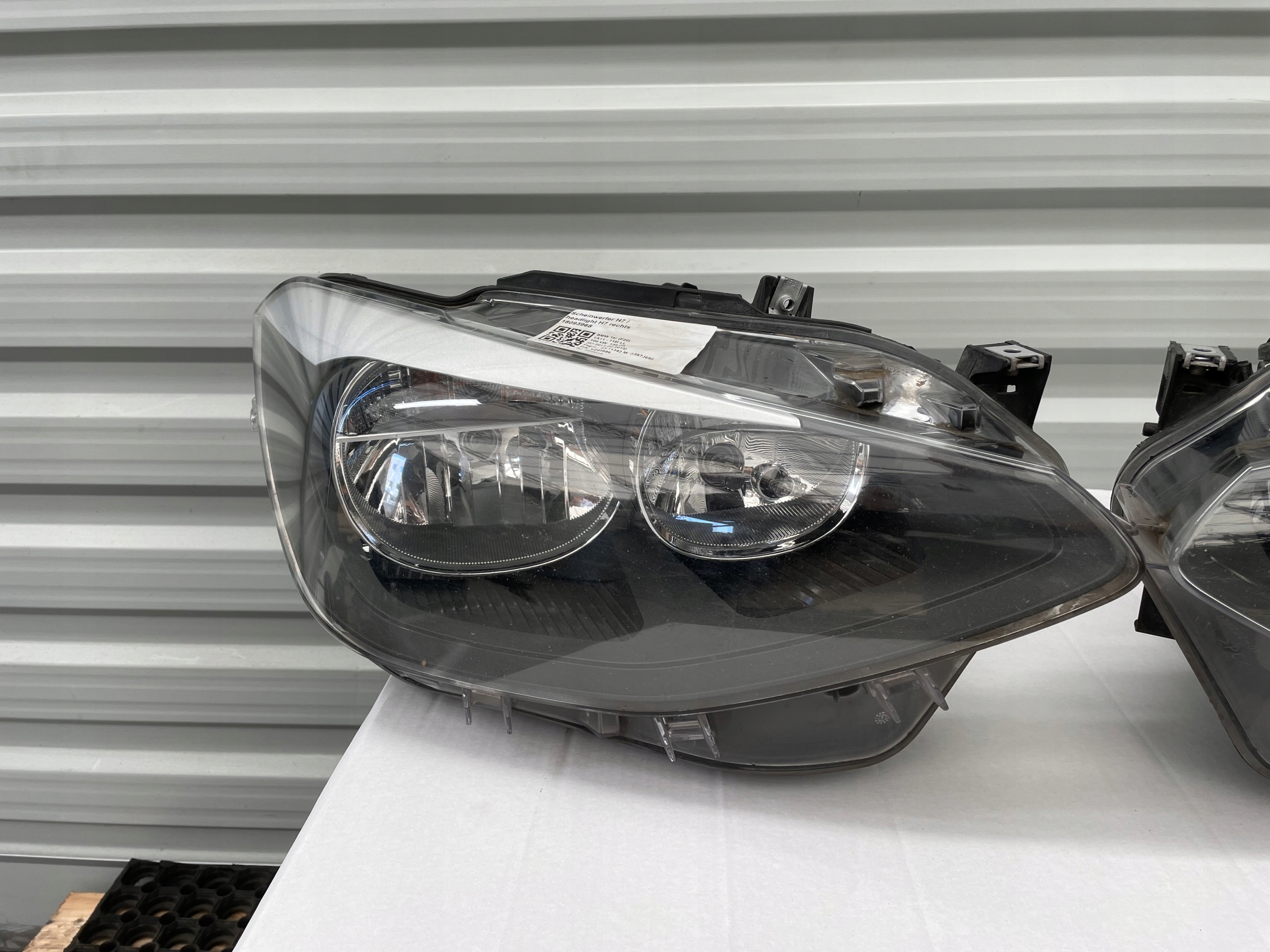 BMW F20 REFLEKTORY PRZÓD KOMPLET ORYGINAŁ 7229671 7229672 Producent części BMW OE
