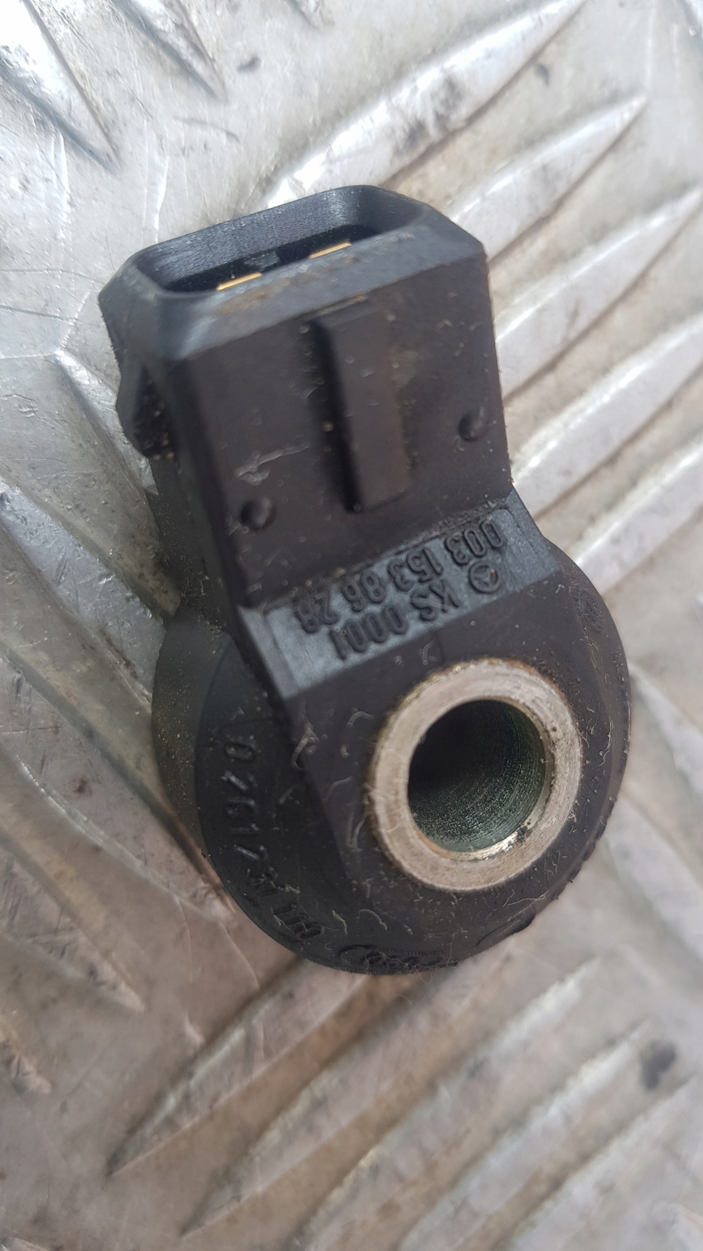 MERCEDES W211 3.2 Sensor STUKOWY 0031538628