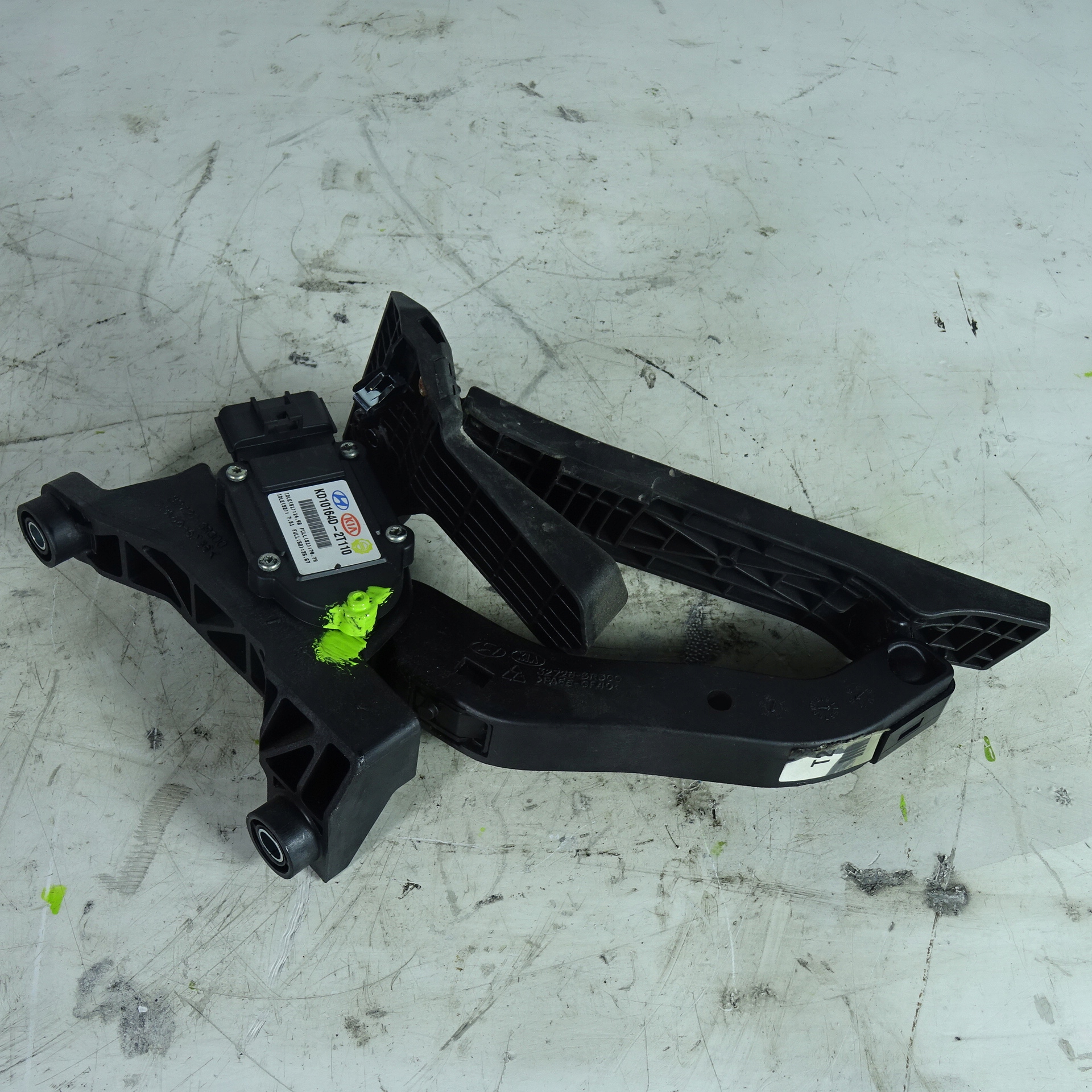KIA OPTIMA III 2.0HYBRID accelerator pedal KD10164D-2T110