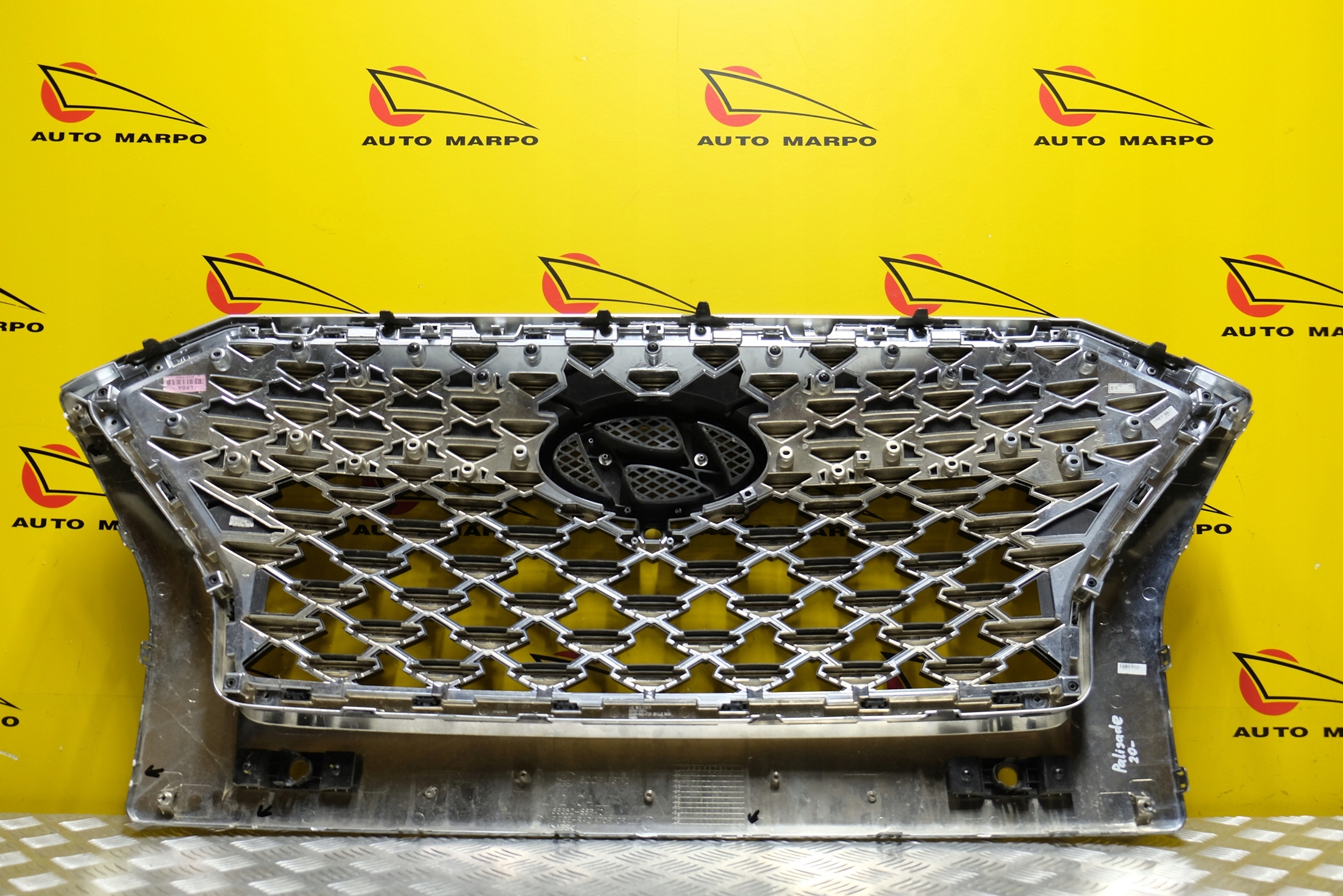 HYUNDAI PALISADE 2020- GRILL ATRAPA PRZÓD USA Kolor do lakierowania