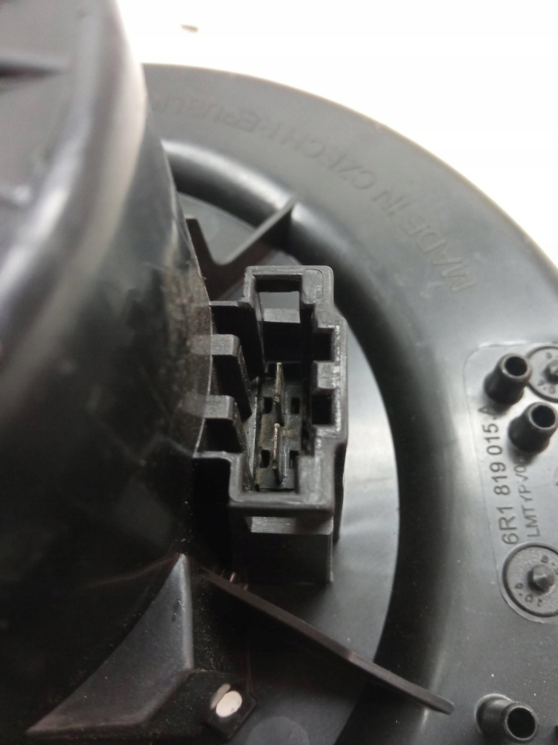 heating air conditioning devices 6R1819015 EU Skoda Rapid and (2012-2019)