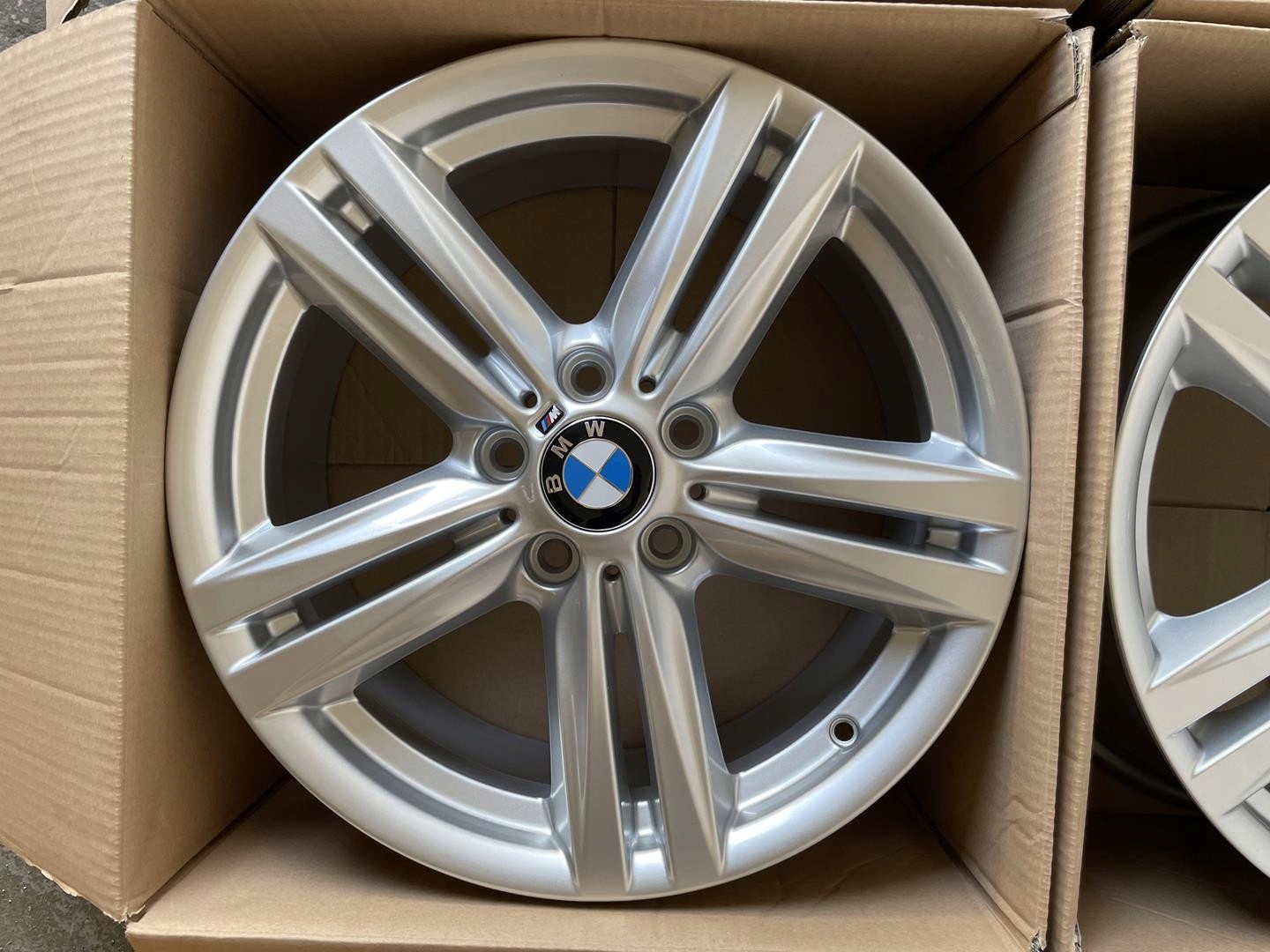 Oryginalne Felgi 18cali BMW M pakiet F20 F22 Mini Rim width 7 5