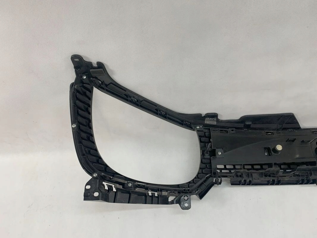 Suzuki Ignis 16-20r maska