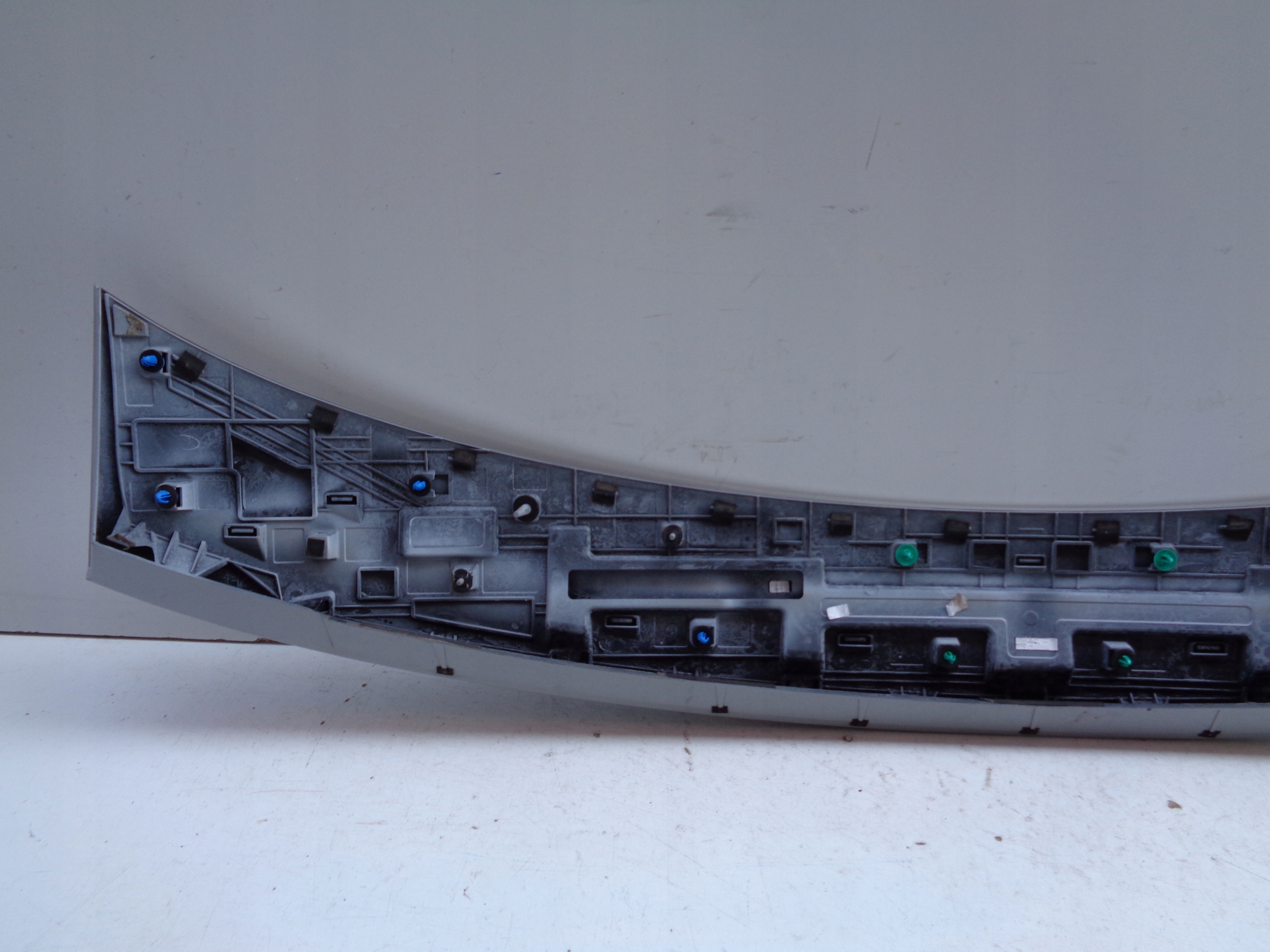 cap moulding bonnet HYUNDAI IONIQ 5 21