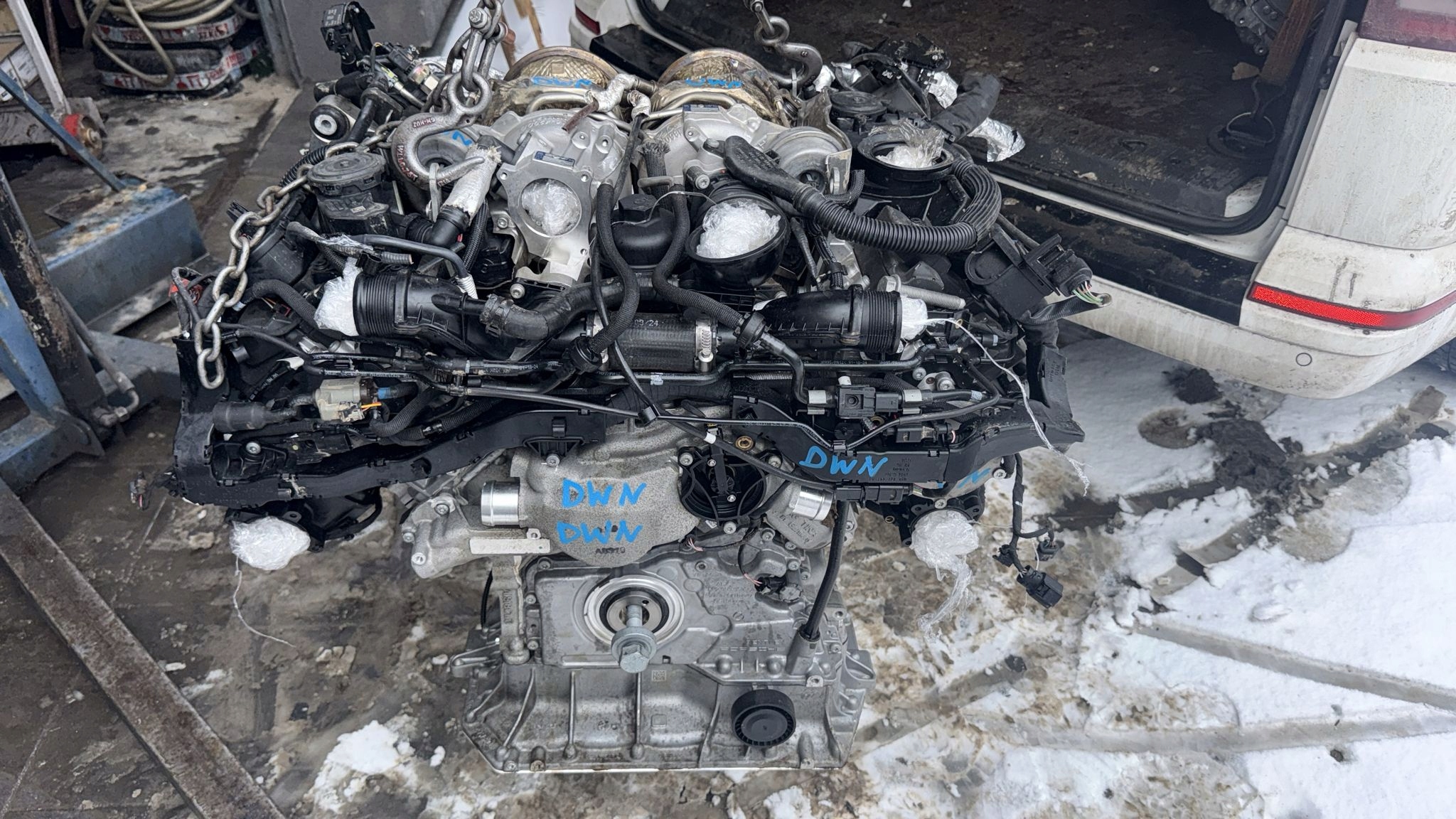 engine complete AUDI RSQ8 2024R 4,0 TFSI 20TYS KM DWN