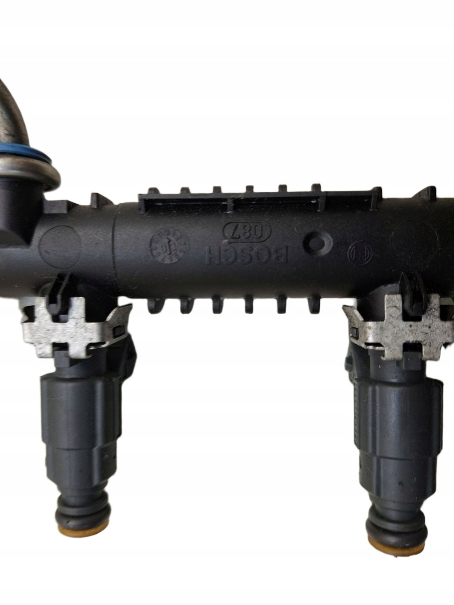 Rampe injection OPEL CORSA C 1.2 16V 0280151076