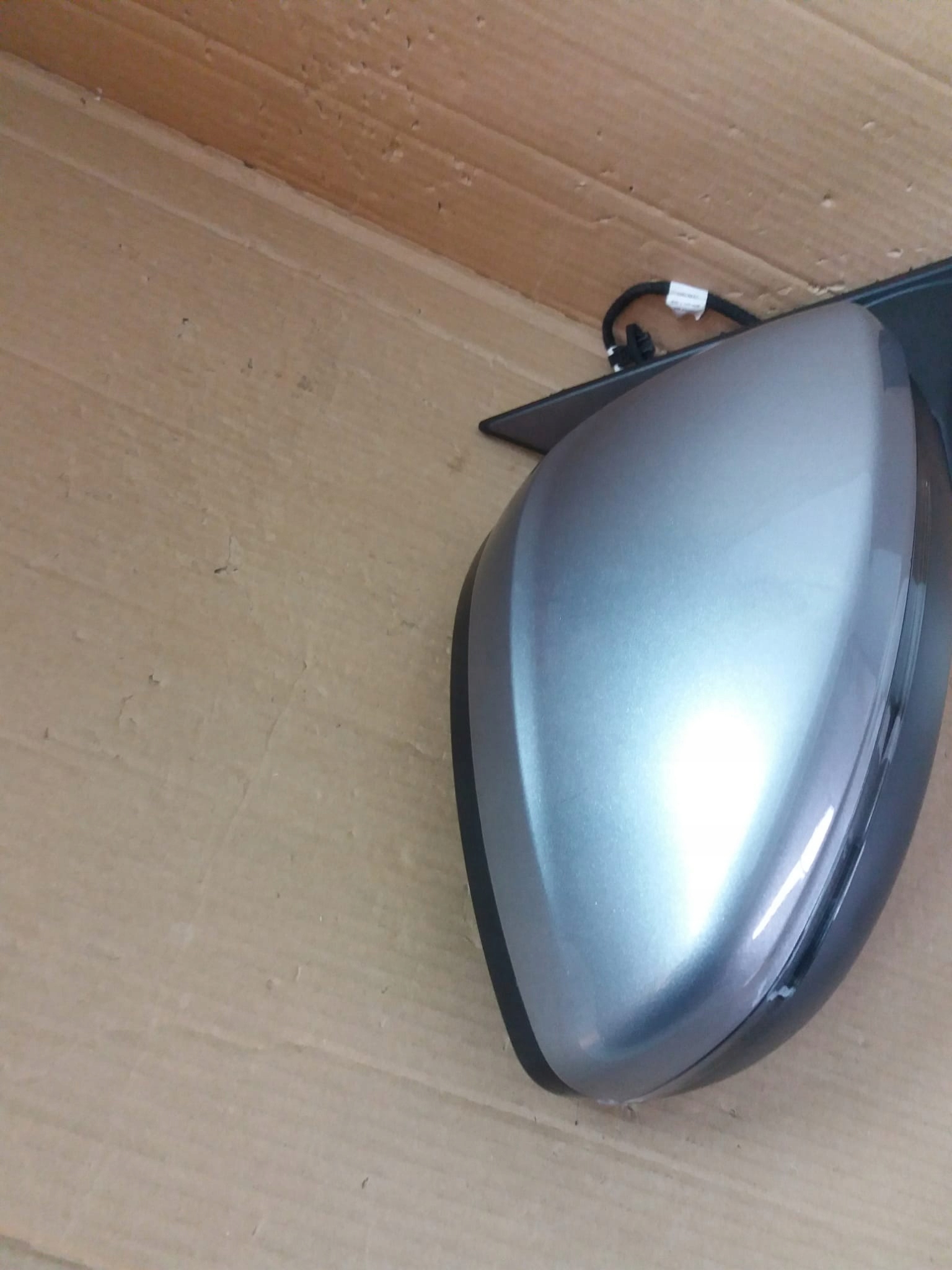 JEEP AVENGER 2023r- LUSTERKO PRAWE (6+2) 8 PIN EU Kolor srebrny