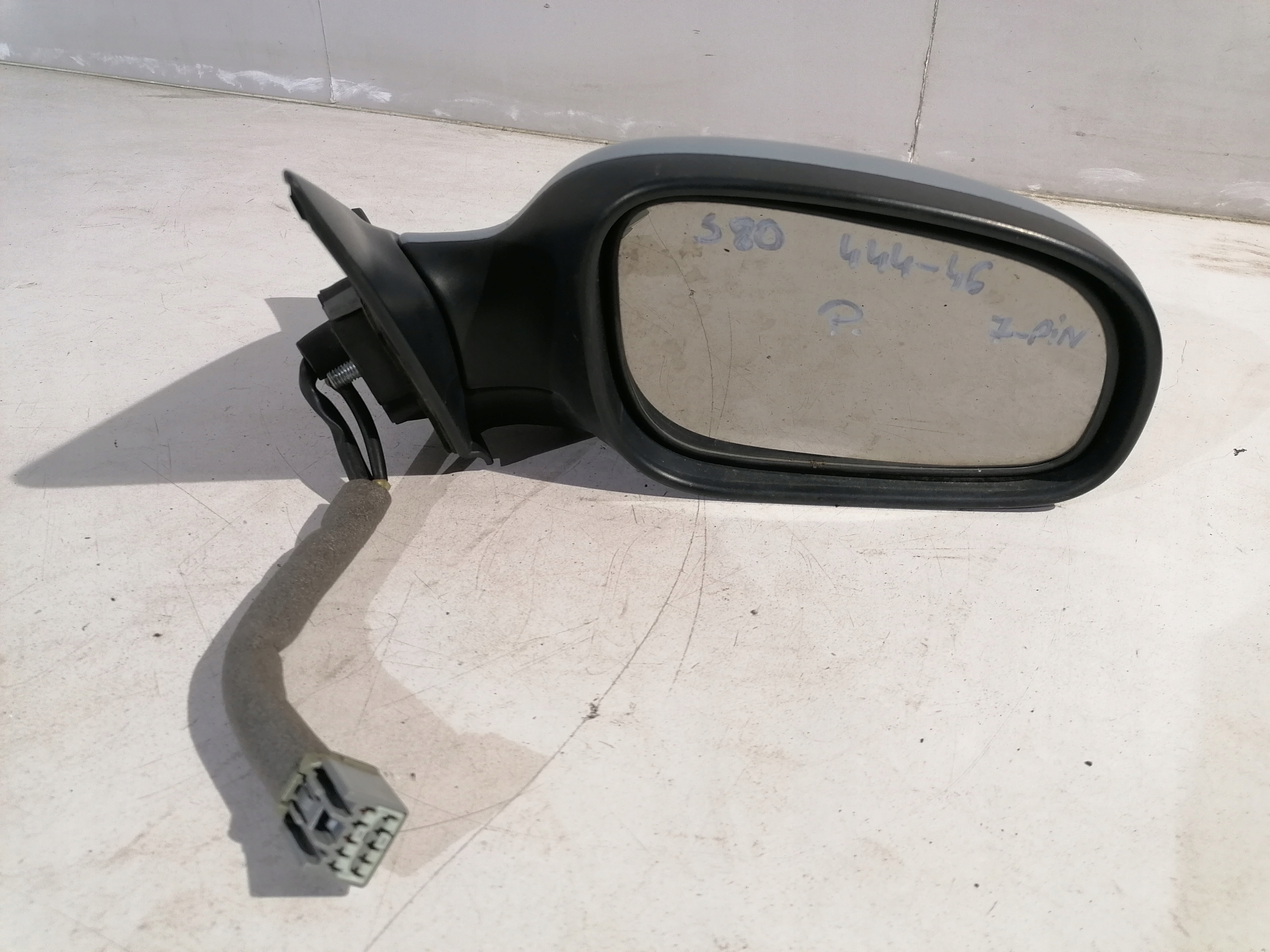 Volvo S80 and mirror right el. 444-46 7 PIN