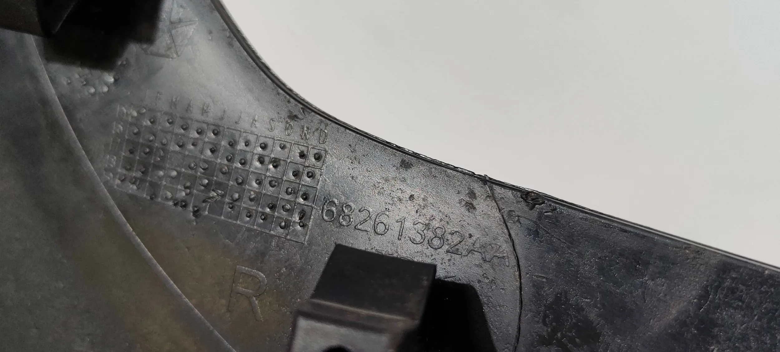 mudguard mudguard flap cover rear part right Cherokee 2015