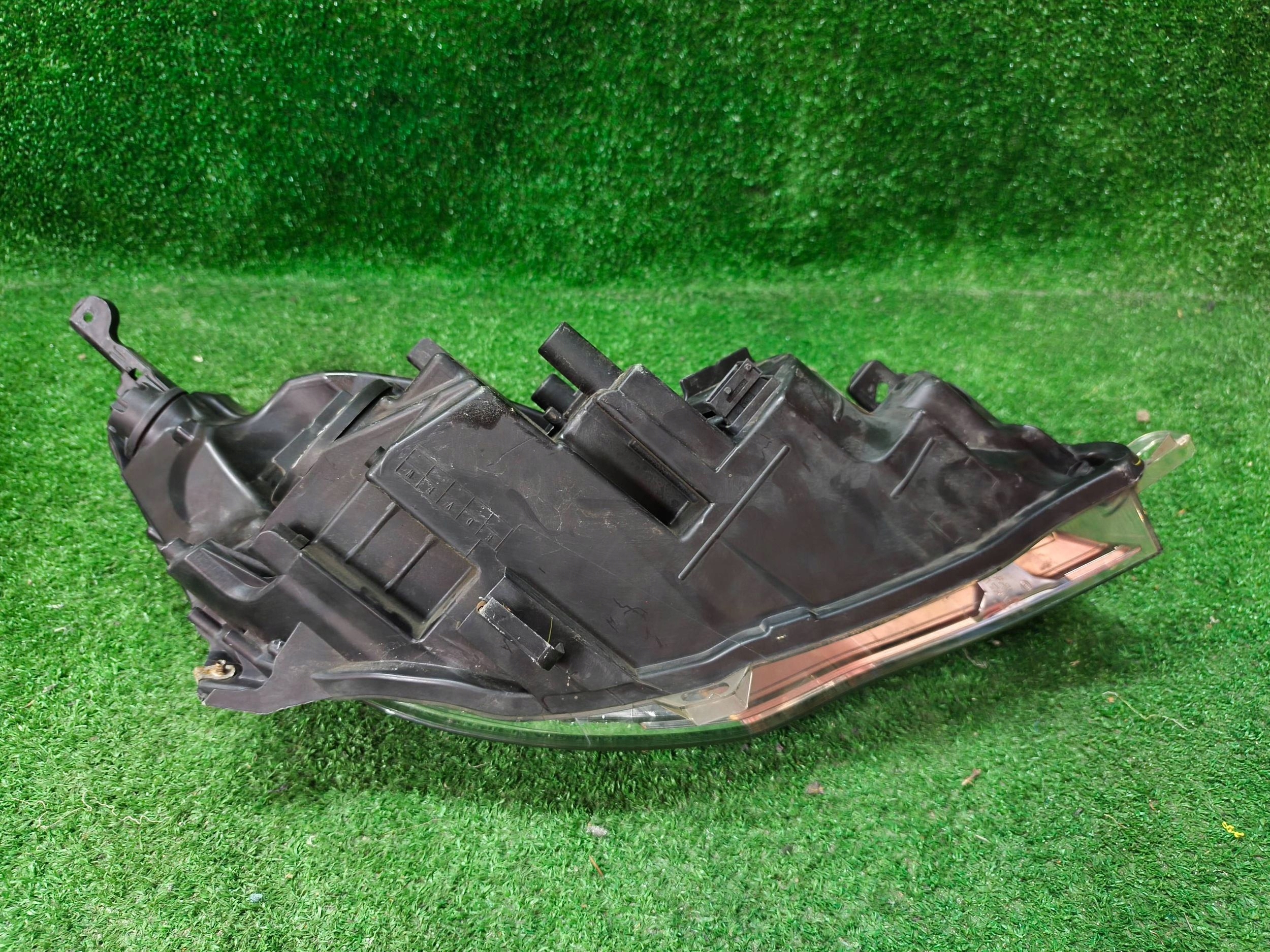 REFLEKTOR links vorne OPEL ASTRA J 09- NR.1289