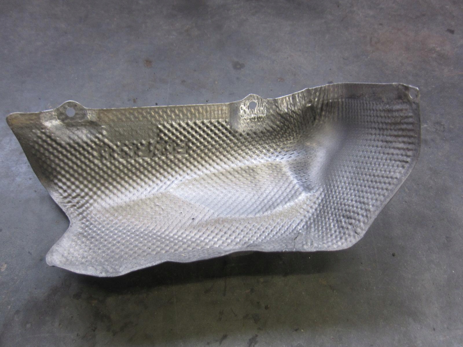 BMW 6 F06 GRAN F12 F13 OSŁONA TERMICZNA WYDECHU ZDERZAKA LEWY TYŁ 7232431