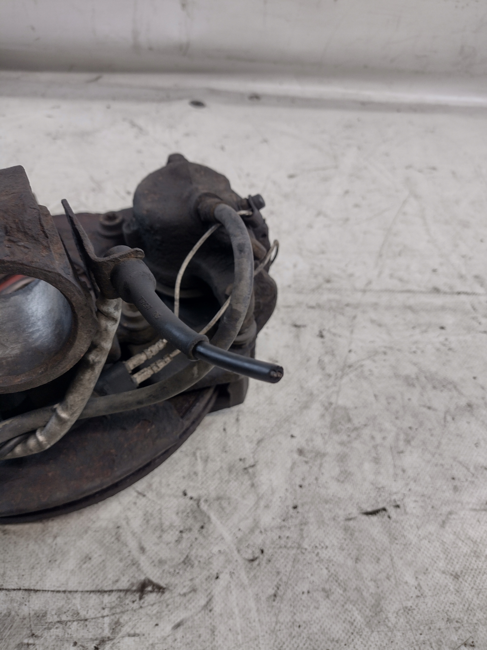 swing right front EU PEUGEOT 607 2.0 16V 03r.