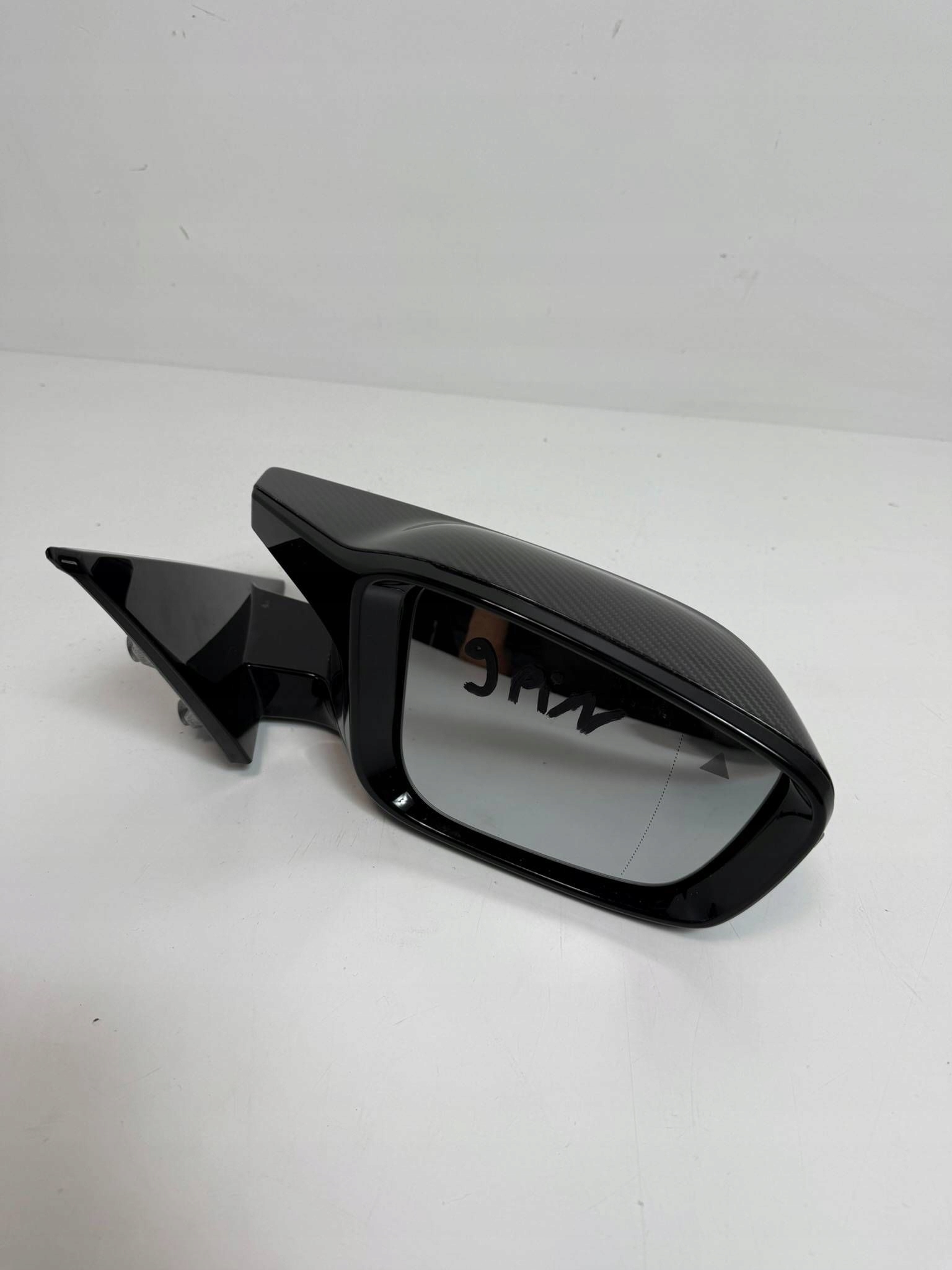 BMW G26 KAMERA ASYSTENT CARBON 9 PIN mirror right