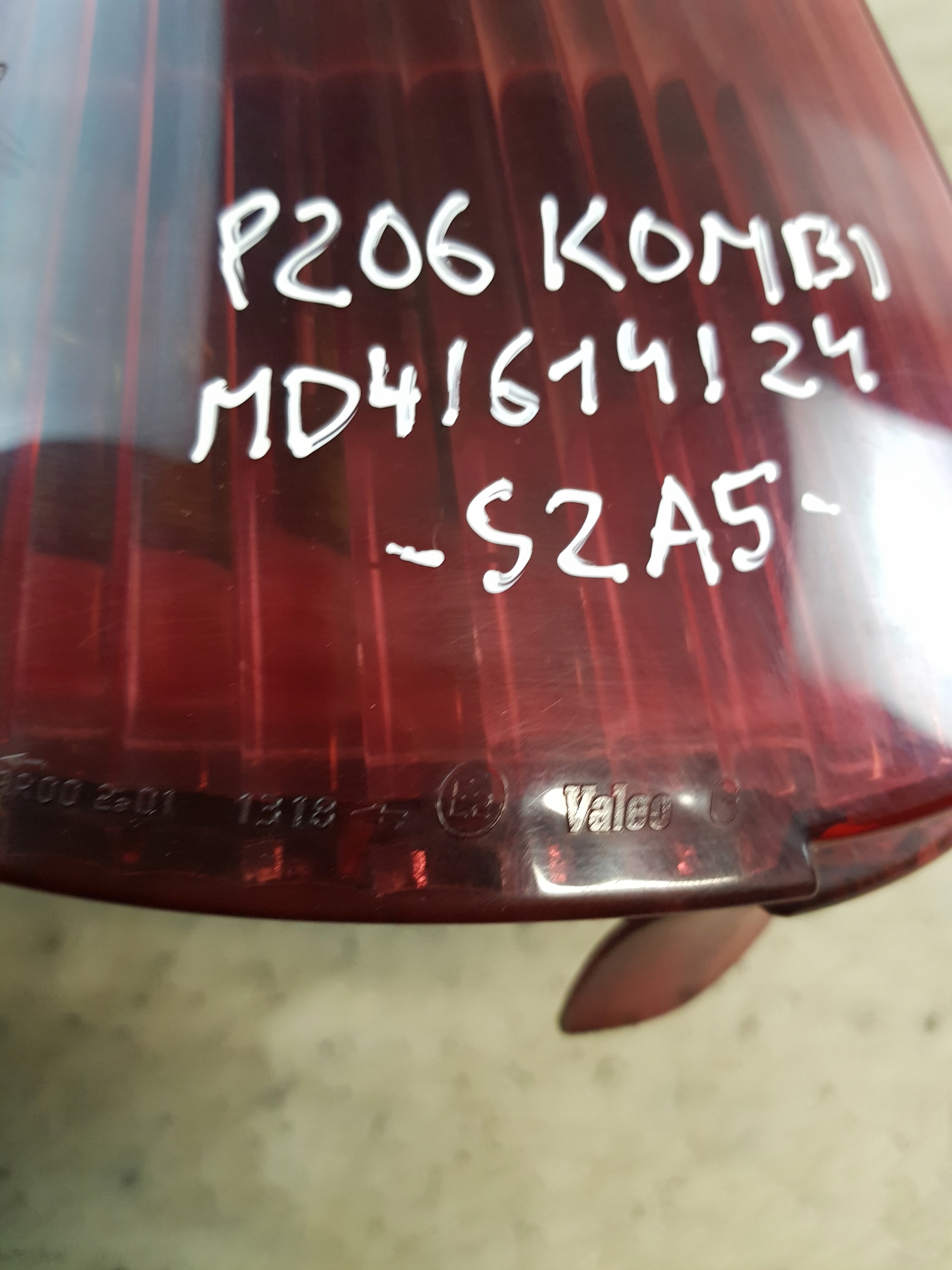 light rear part rear left PEUGEOT 206 SW KOMBI VALEO