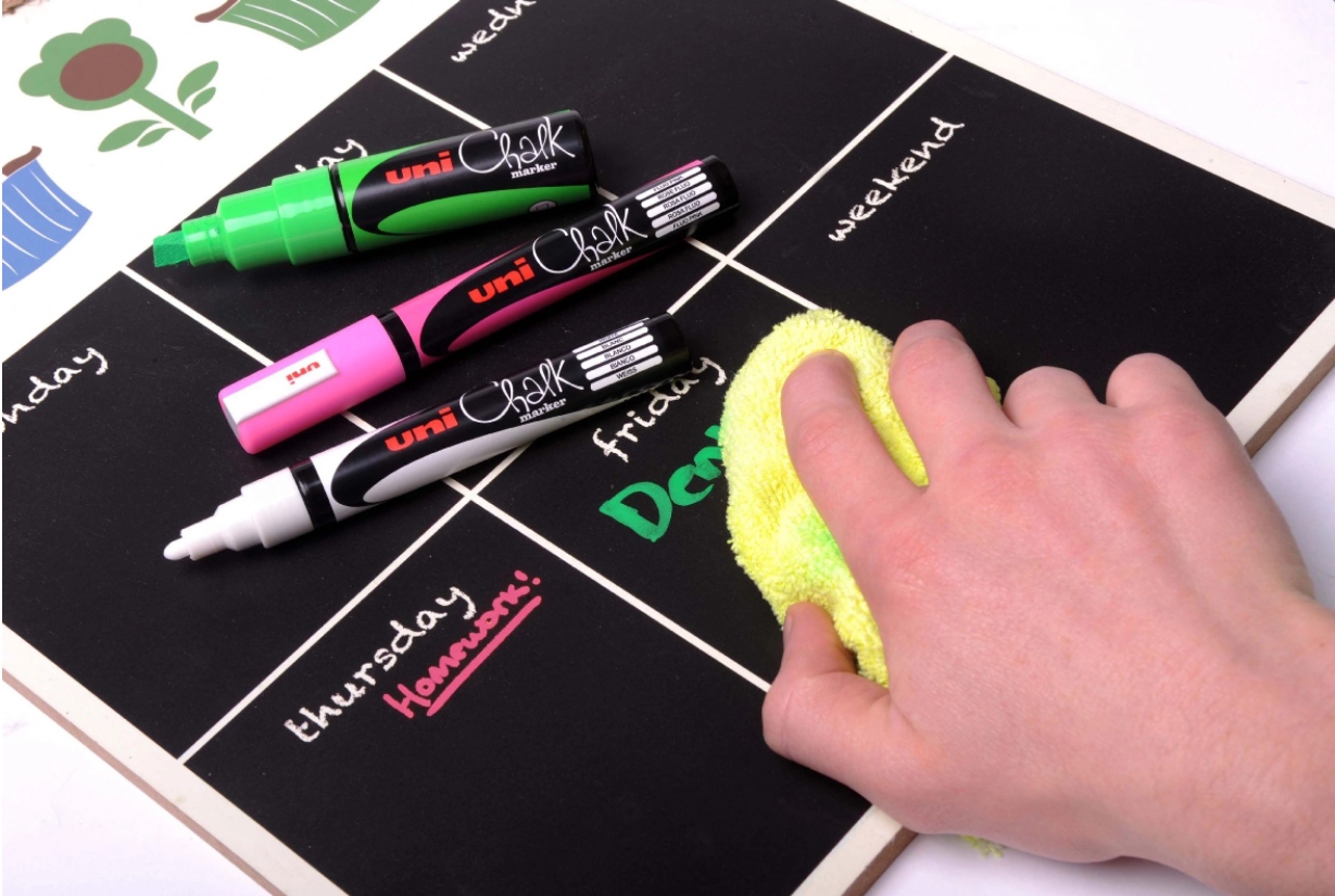 UNI MARKER KREDOWY CHALK PWE-5M ZŁOTY, KREDA Marka Uni