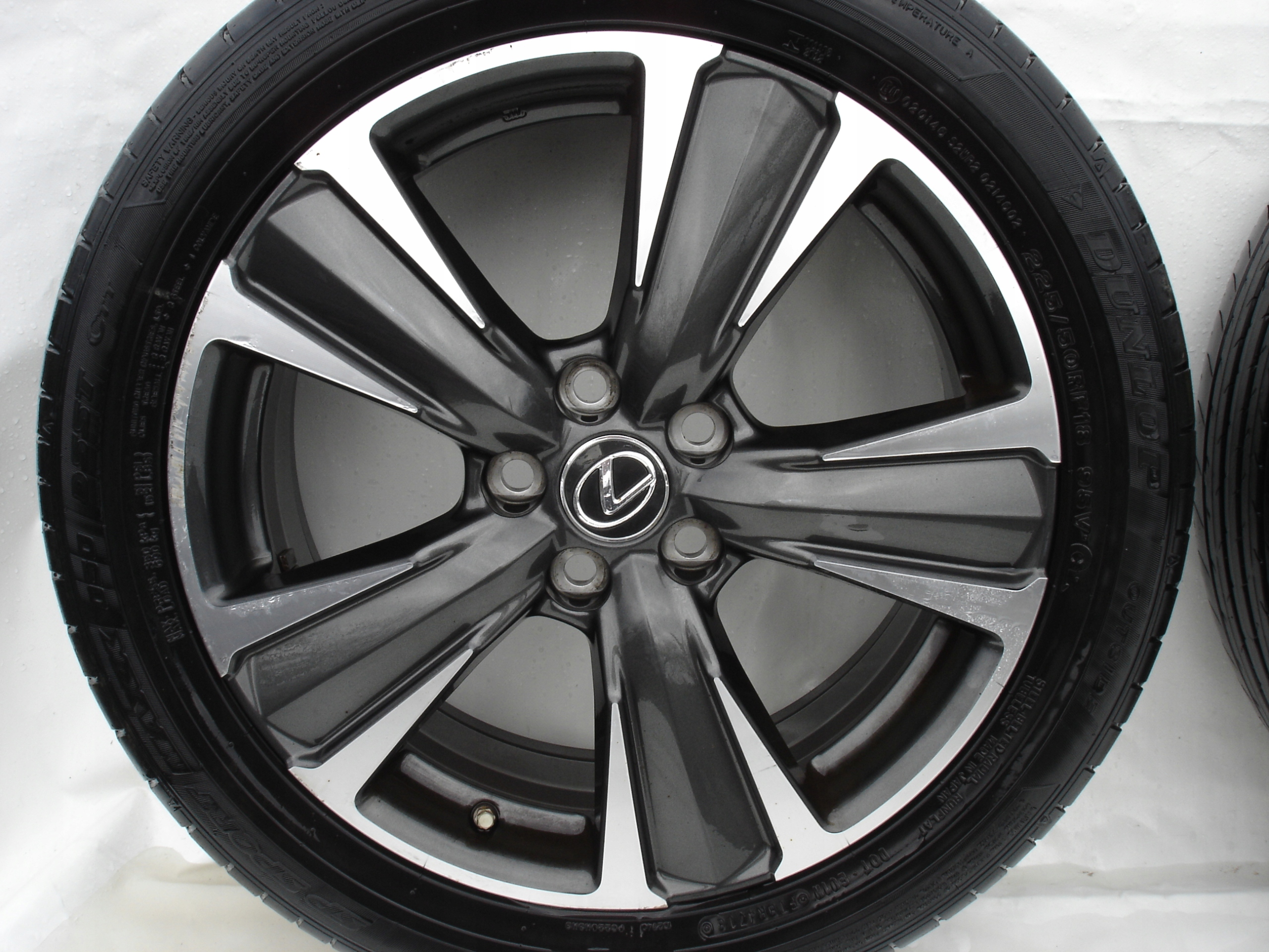 LEXUS UX wheels discs 225/50/18