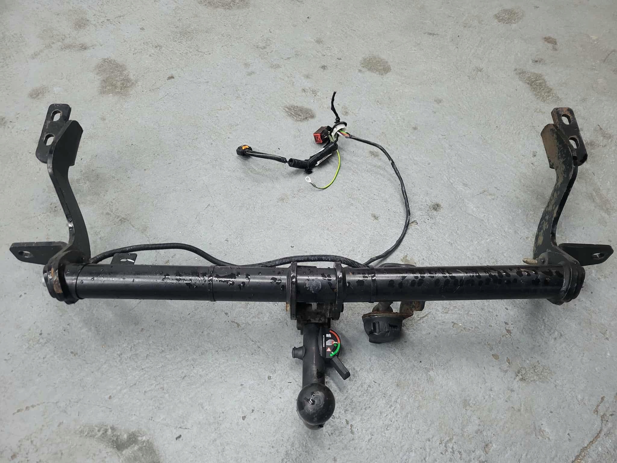 Hak holowniczy Citroen Berlingo IV Peugeot Rifter 9819988680