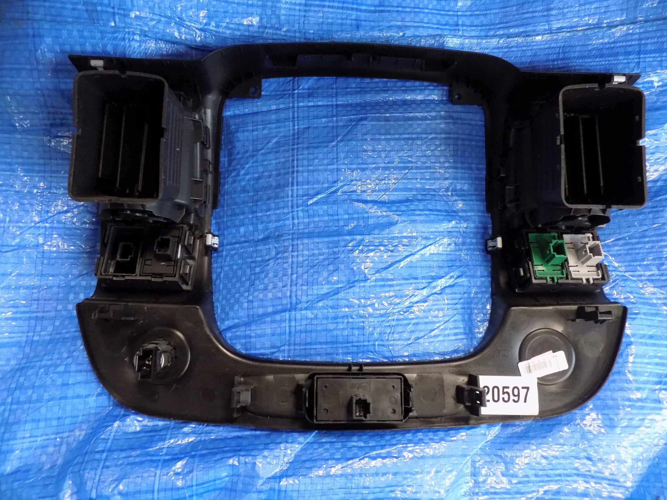 rám rádia mřížky ventilace RENAULT TRAFIC III 93452450