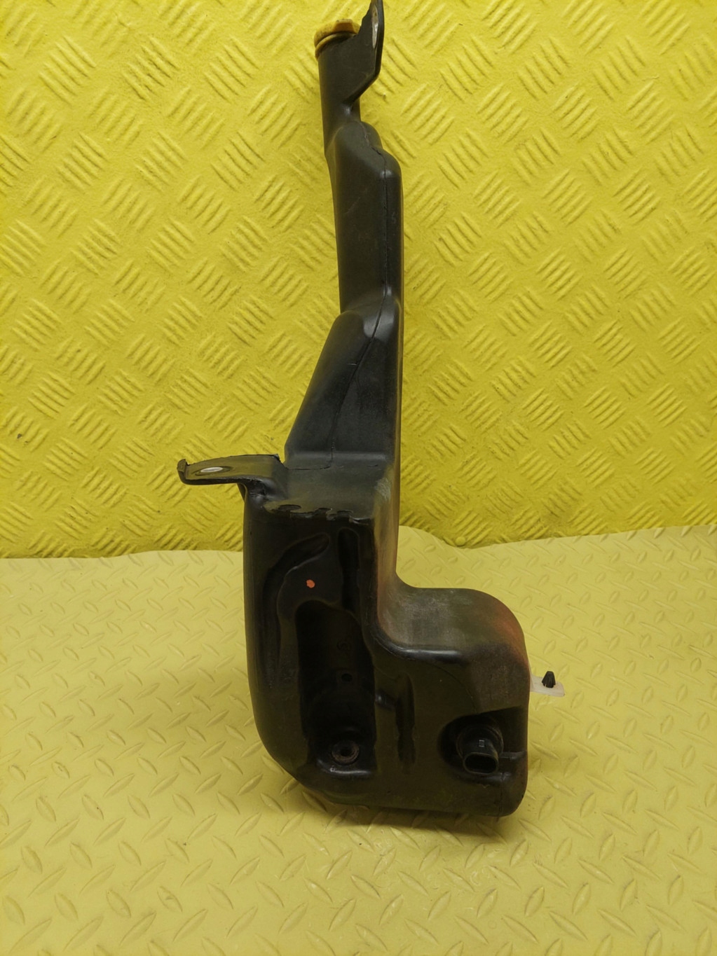 OPEL ASTRA H 1.8 16V washer fluid tank