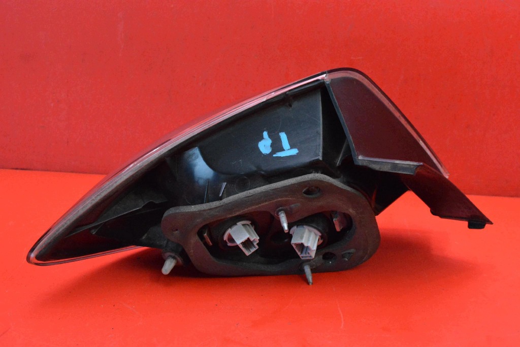 light right rear part rear MAZDA 3 1 and BK HB LIFT 06-09