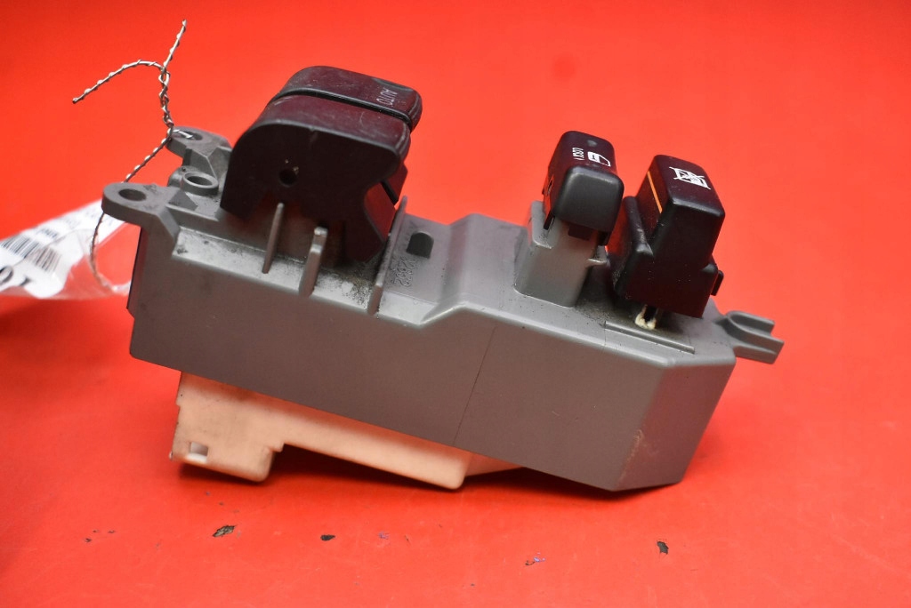 control panel of the window EU 832-4E60 TOYOTA YARIS 2 II 5D 05-09