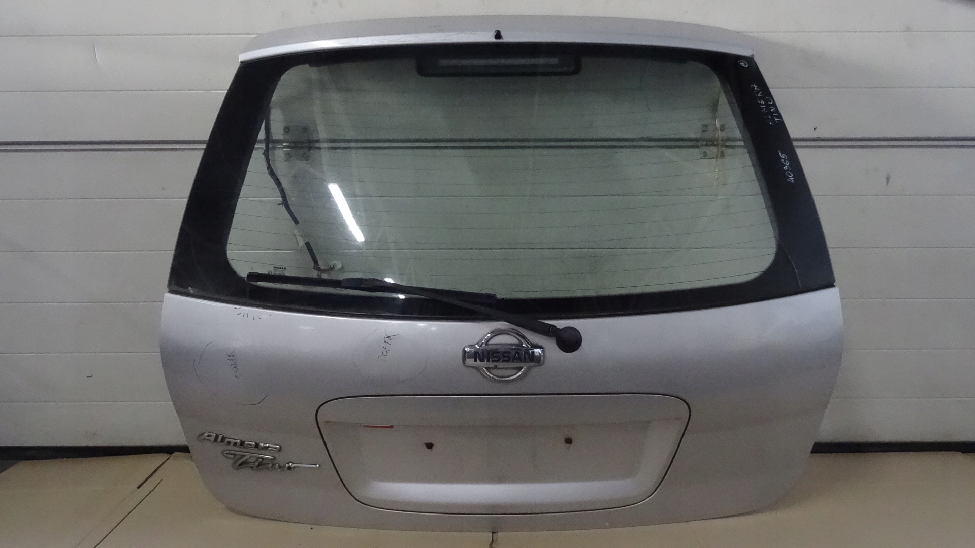 ALMERA TINO ЗАДНЯЯ КРЫШКА БАГАЖНИКА