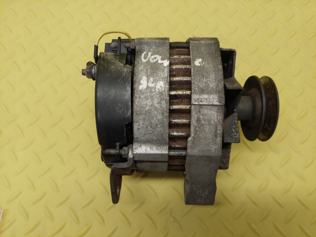 VOLVO 340 alternator