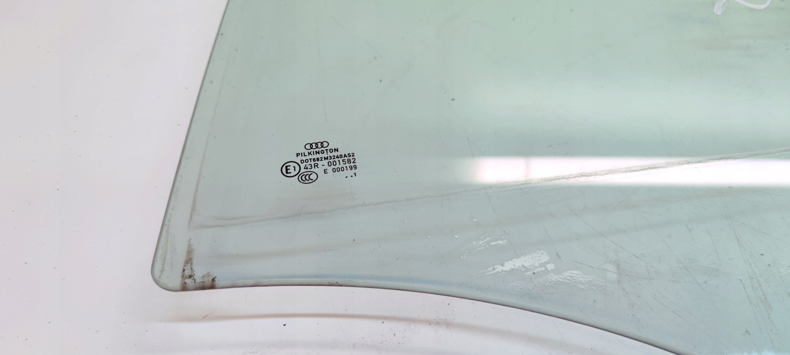 window side door left rear part AUDI A4 B8 8K5 sedan 2011
