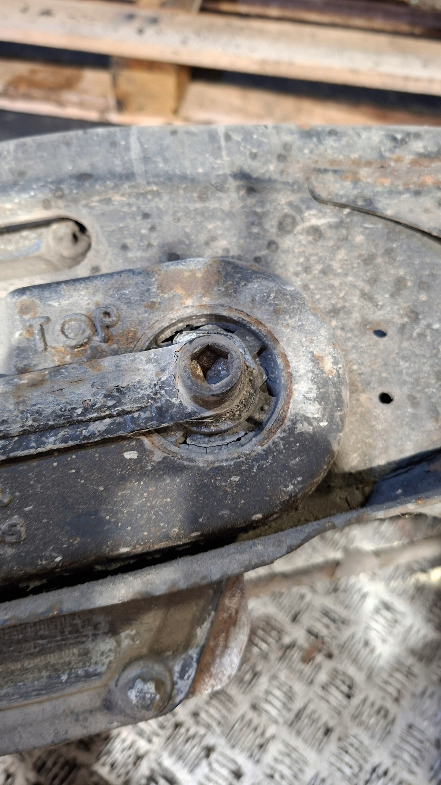 sususpension rear part subframe axle beam diff MERCEDES W203 KOMBI 2.2CDI 2,65