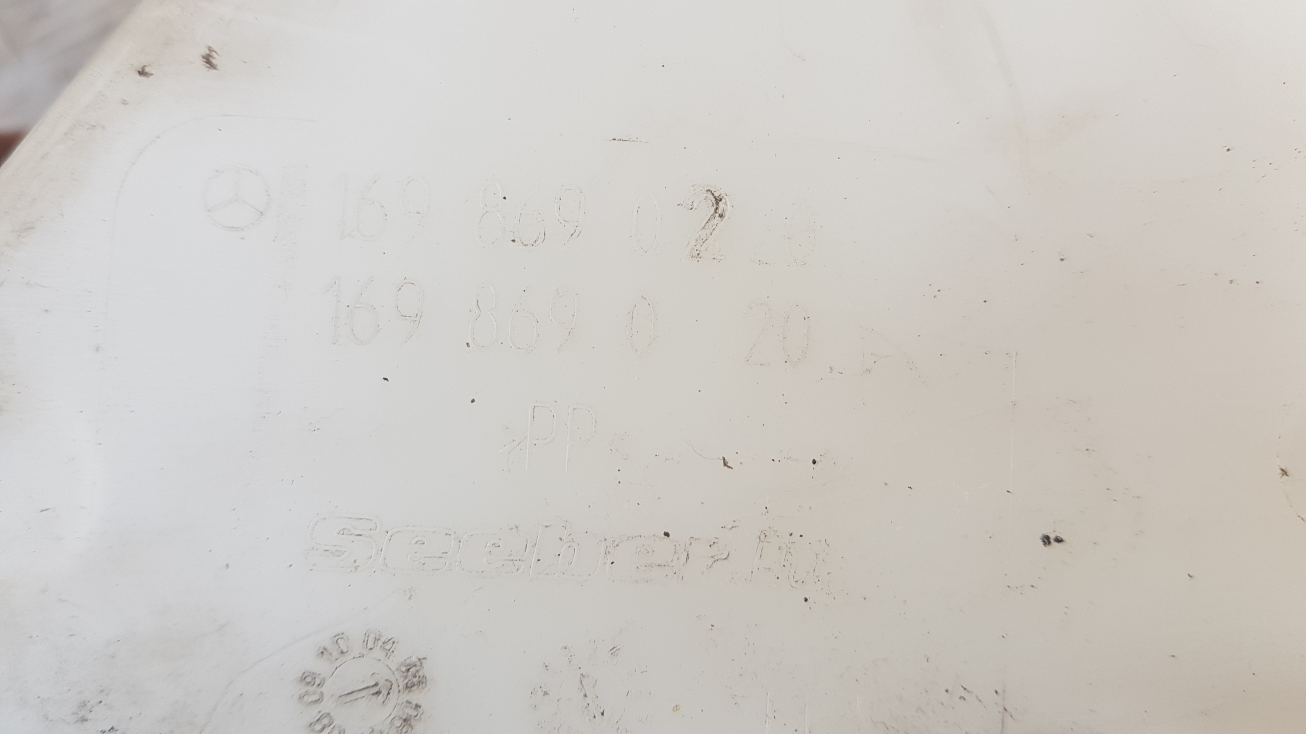 MERCEDES W245 Behälter Behälter Spritzdüse 1698690220