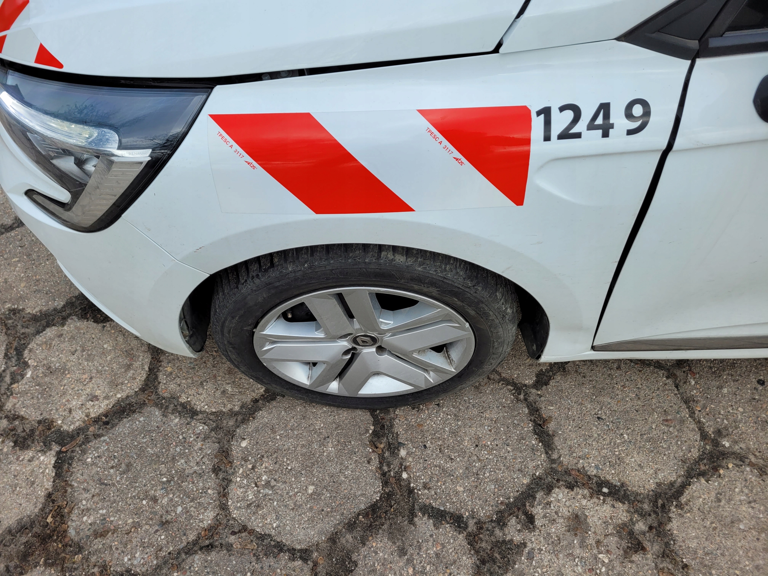 blatník přední předek levý RENAULT CLIO V 5 OV369