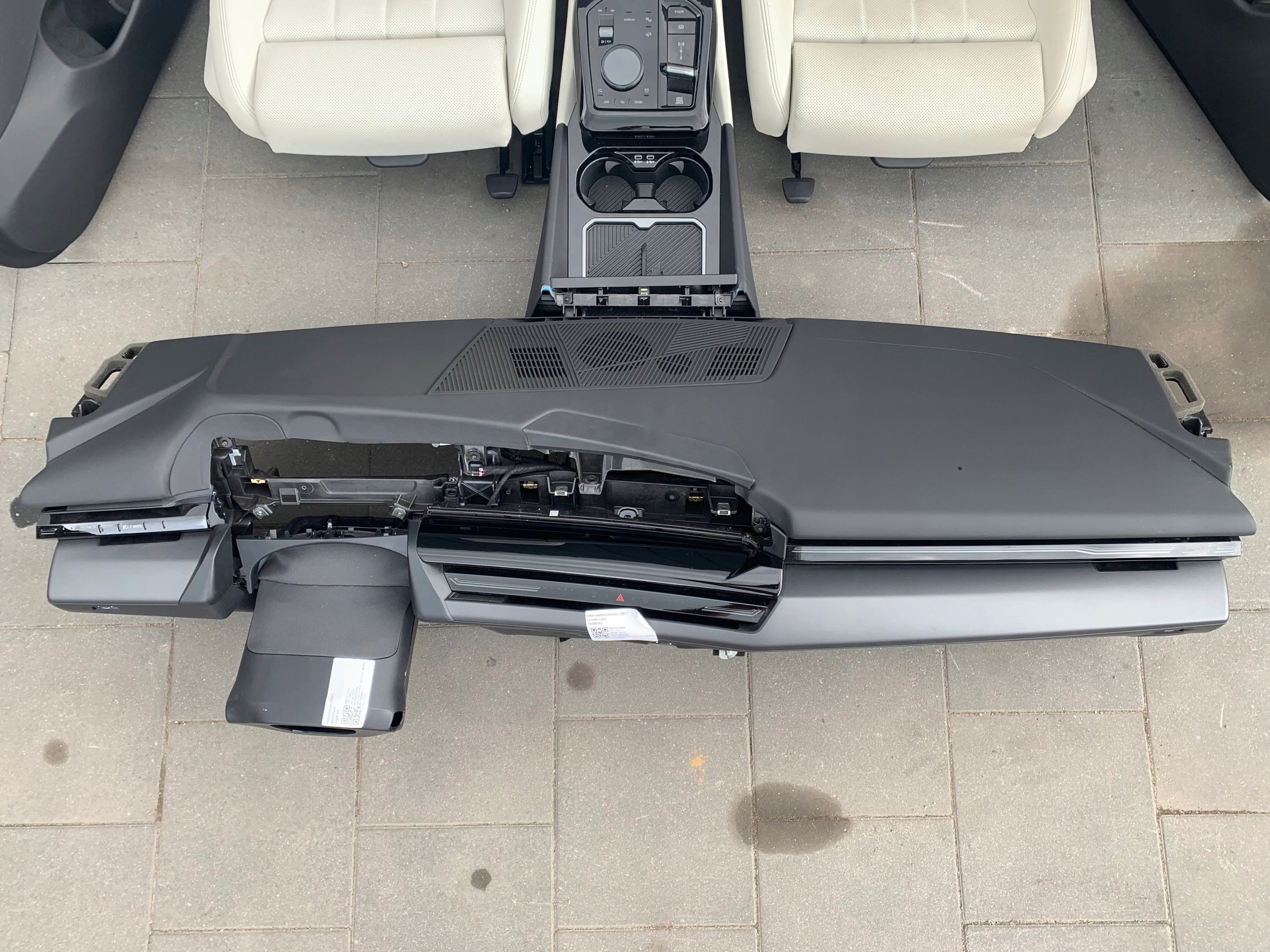 BMW 5 G60 кресла диван Салон бочки тунель белый европа