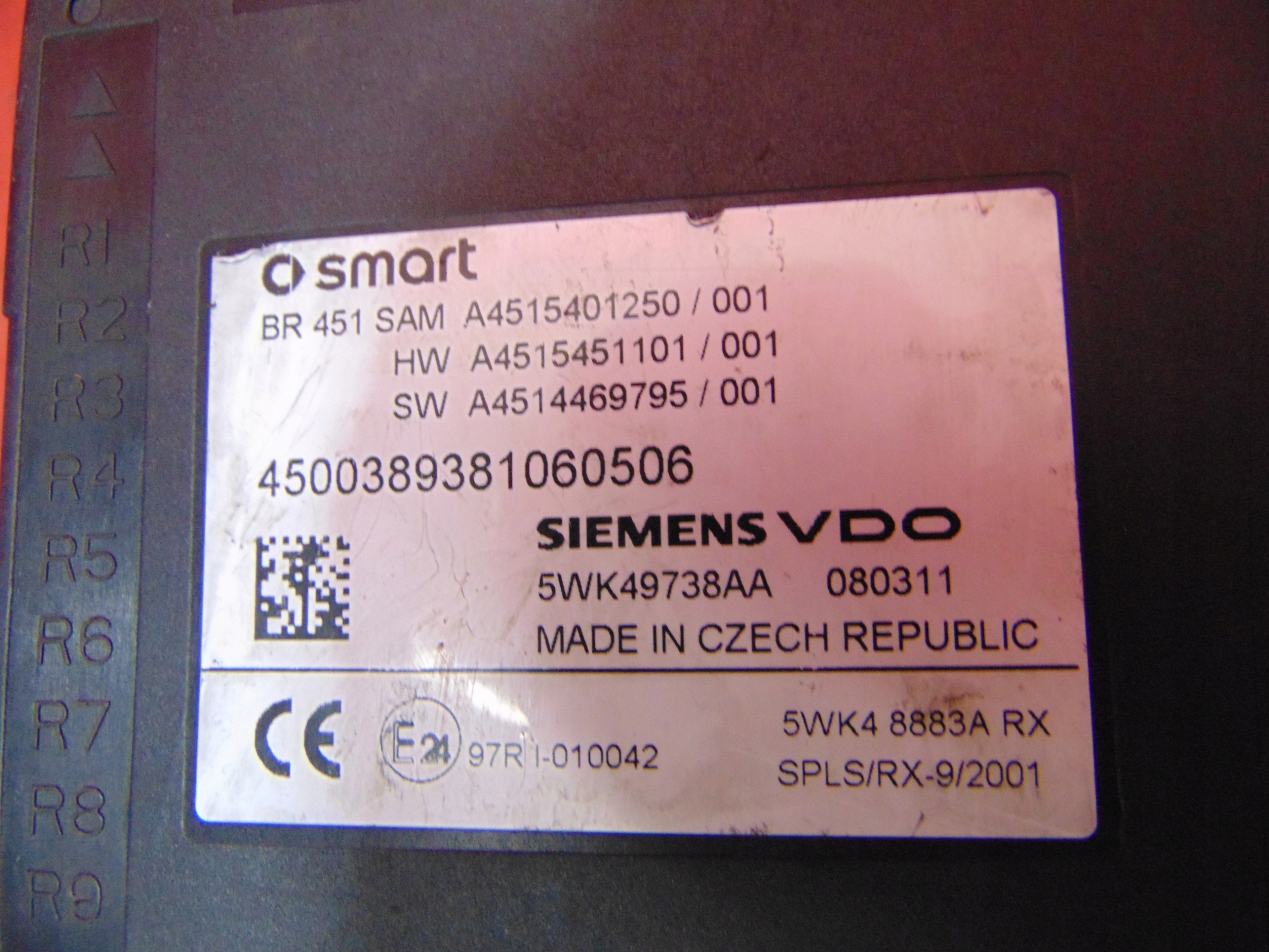 SMART ForTwo II 451 MODUŁ STEROWNIK SKRZYNKA SAM A4515401250 Typ samochodu Samochody osobowe