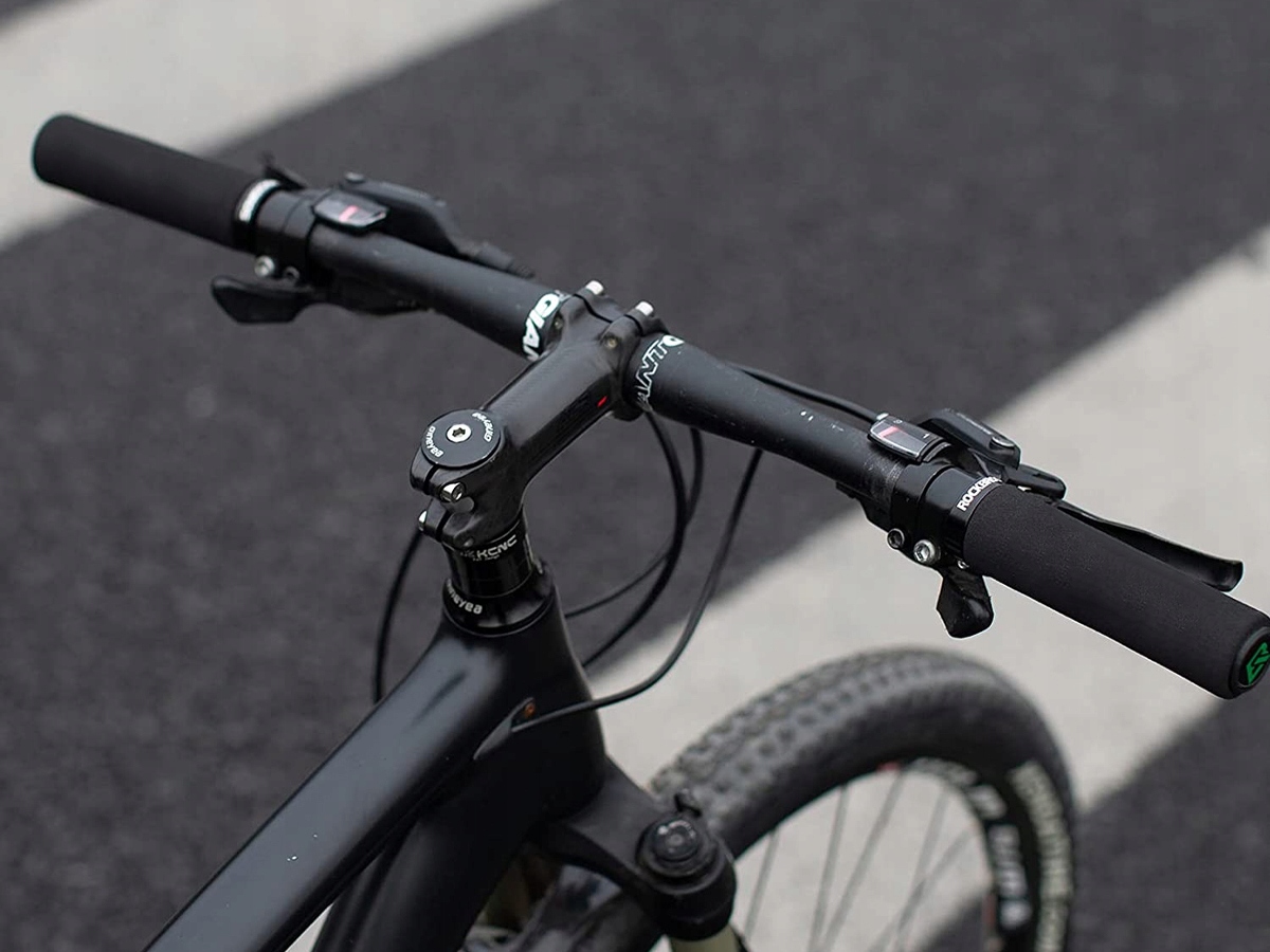 GRIPY NA ROWER CHWYTY ROWEROWE DO KROSS MTB GIANT Model GMBT1001BK