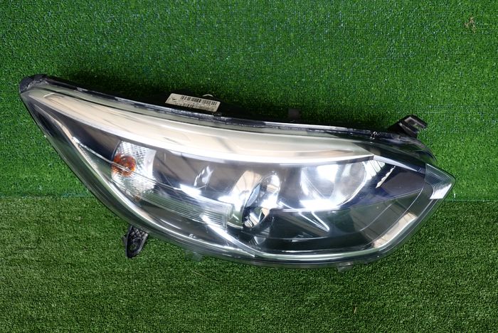 RENAULT CAPTUR 13- reflektor right light right