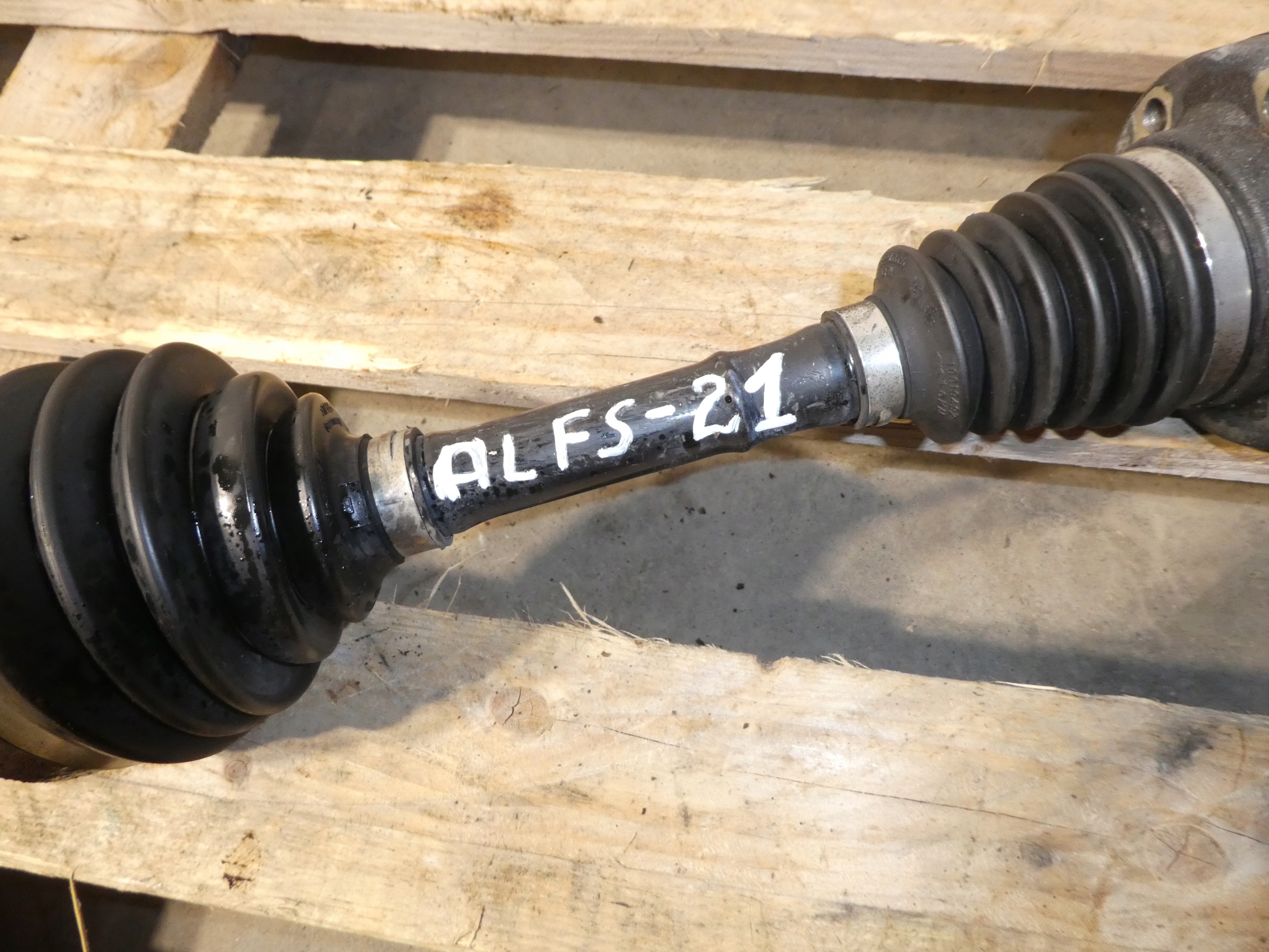 VW AMAROK 2.0 TDI semi-axis front front 2H0407271D