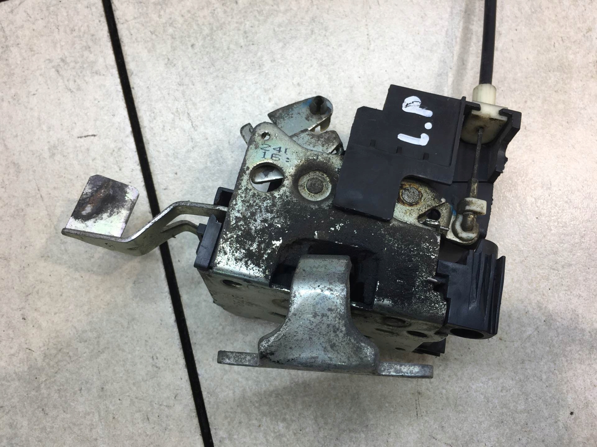 lock door left front PEUGEOT BOXER and B792