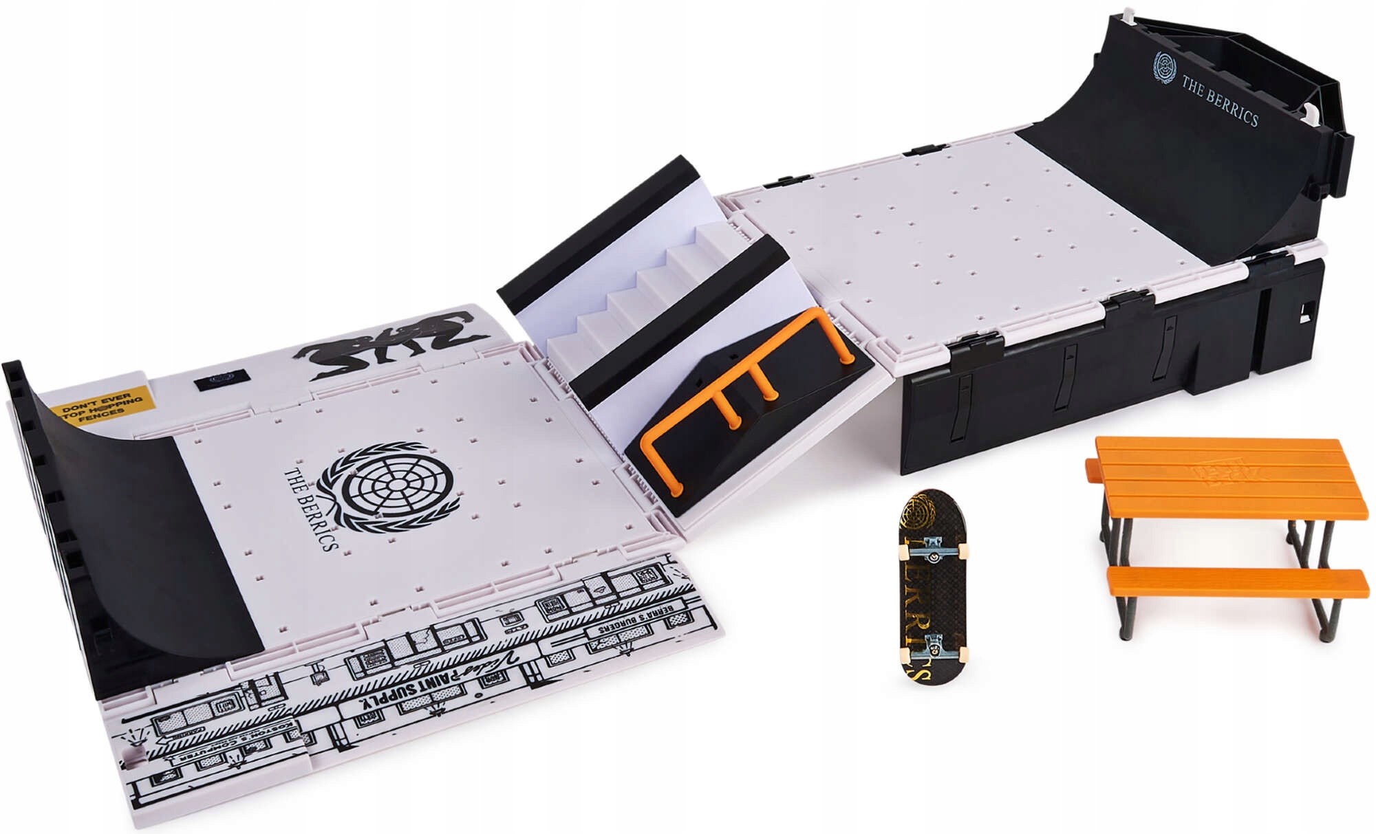 TECH DECK TRANSFORMUJĄCY SKATE PARK + DESKA THE BERRICS FINGERBOARD EAN (GTIN) 778988455982