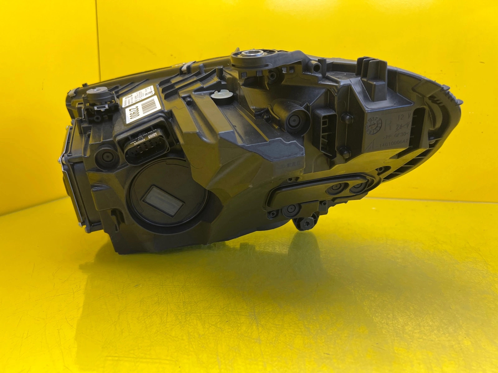 light right Mercedes C-Klasa W206 A2069065404 Digital Light