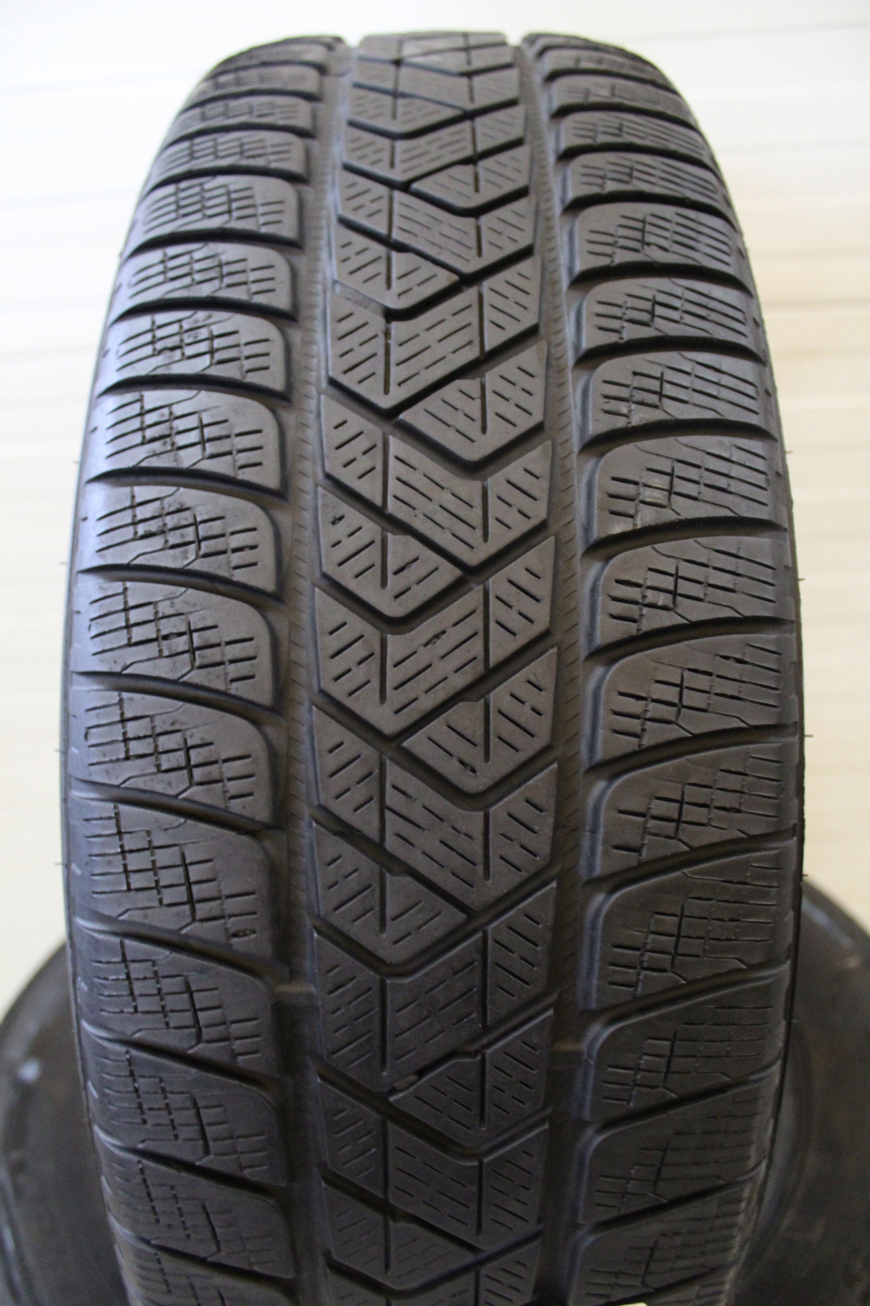 OPONY ZIMA PIRELLI SCORPION WINTER 235 65 19 109V