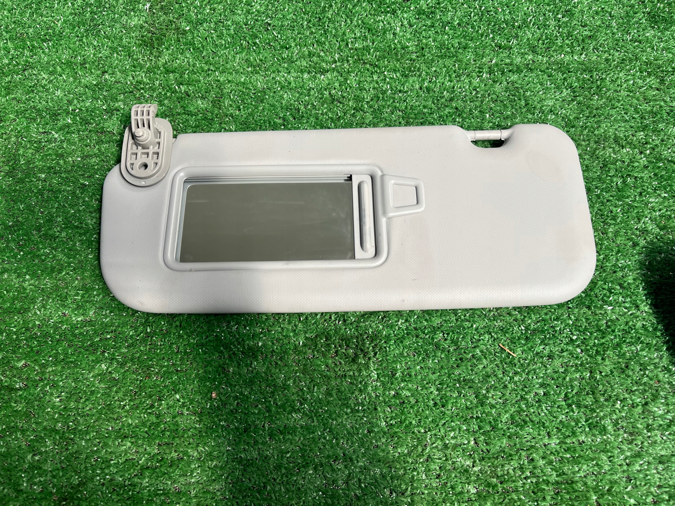 cover PRZECIWSLONECZNA left KIA STONIC 2018