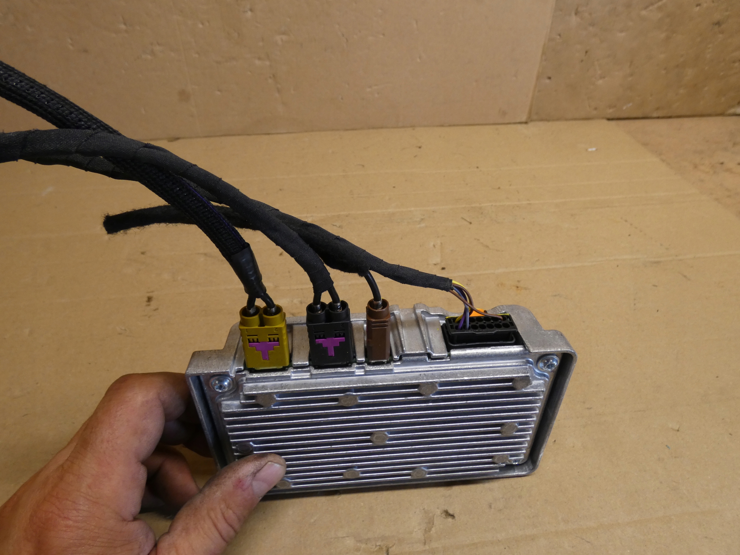 Peugeot 308 T10 III module control unit 9852831280