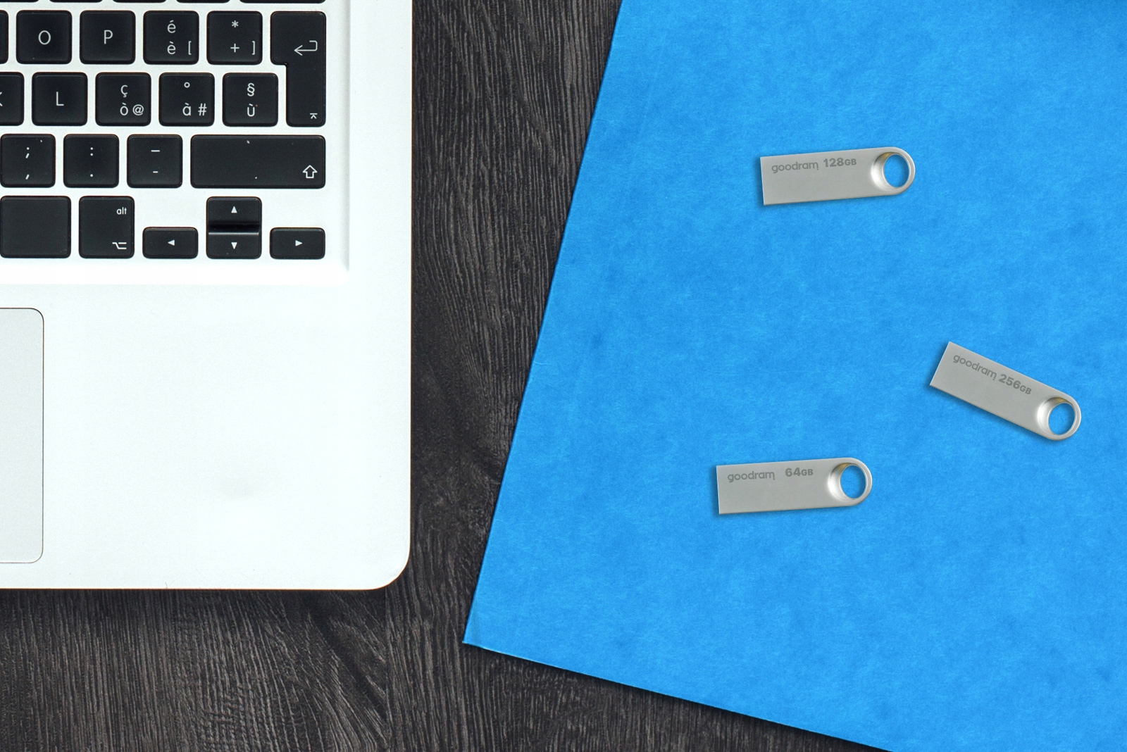 Pendrive GOODRAM USB 3.2 gen 1 32GB pamięć flash SILVER UNO 3 srebrny Marka GOODRAM